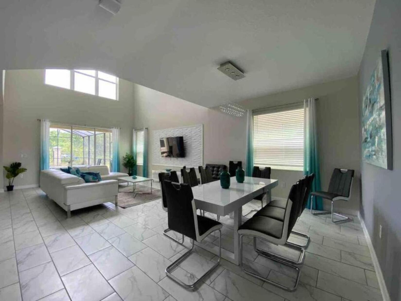Villa, private pool, water park, Orlando parks view 3