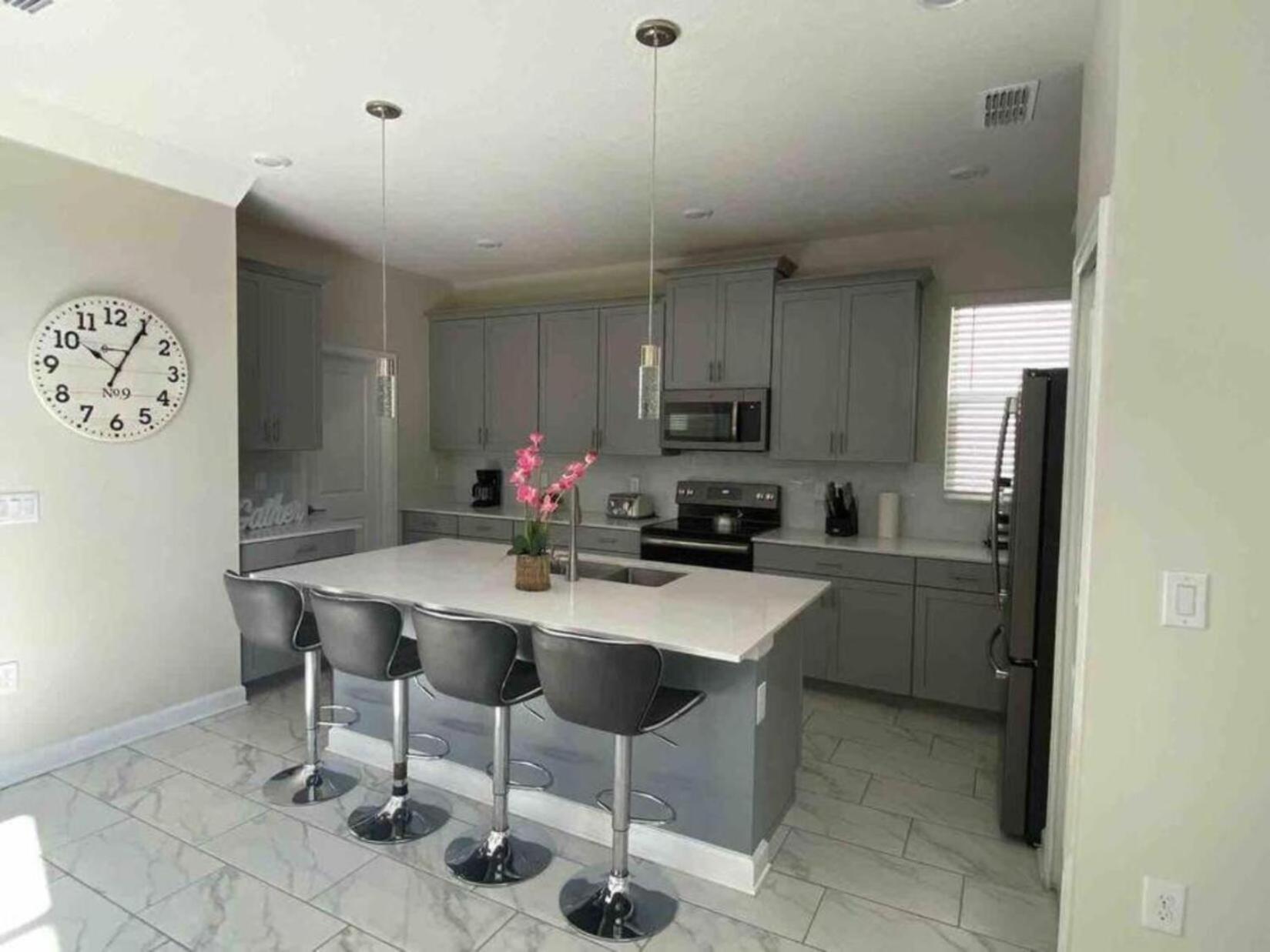 Villa, private pool, water park, Orlando parks view 4