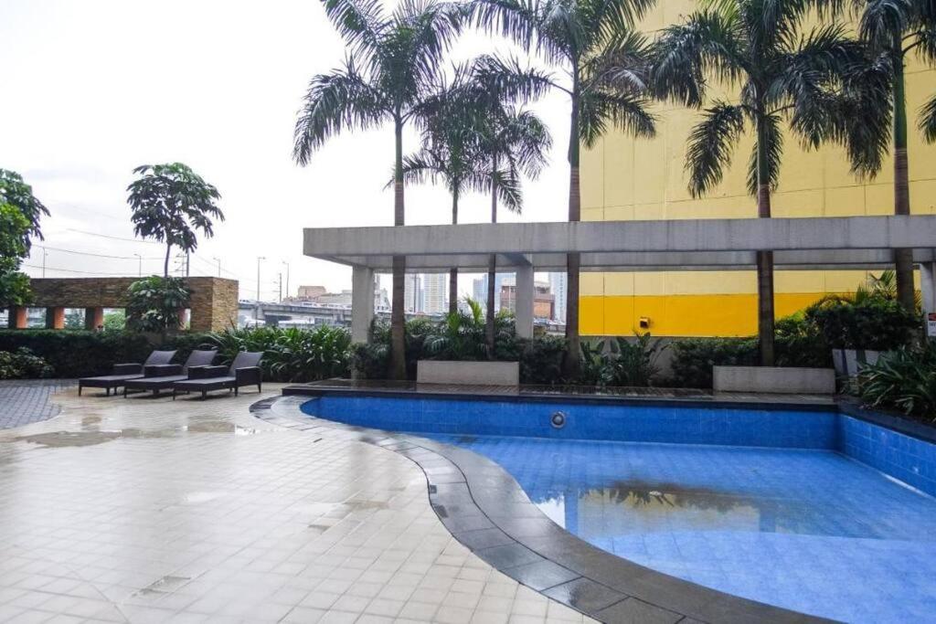 One Bedroom Condo in Makati view 4