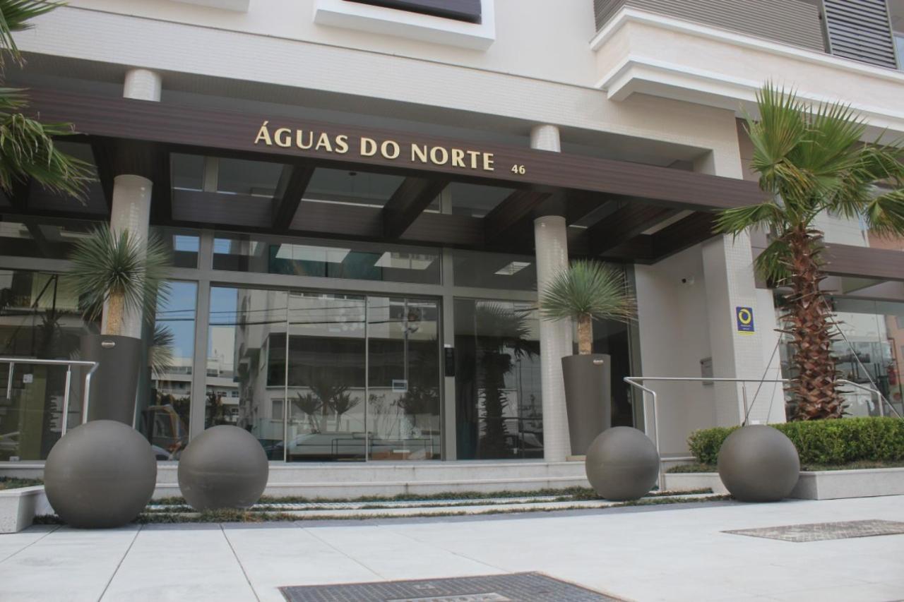Maravilhoso e luxuoso apartamento perto da praia em Jurerê view 2