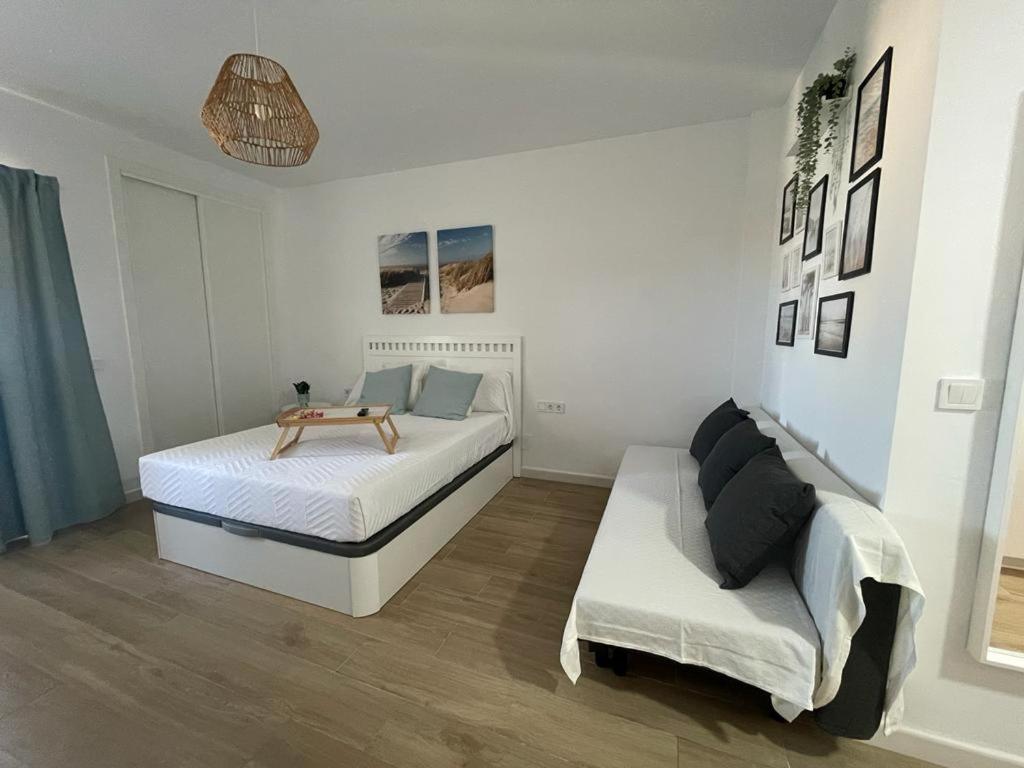 Benalbeach Smart Suite