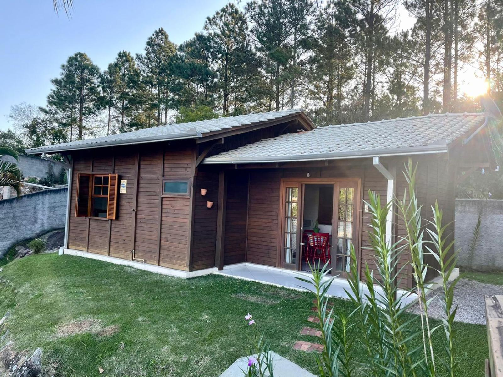 Cabana com piscina - 5 min a pé da praia - Porto Belo
