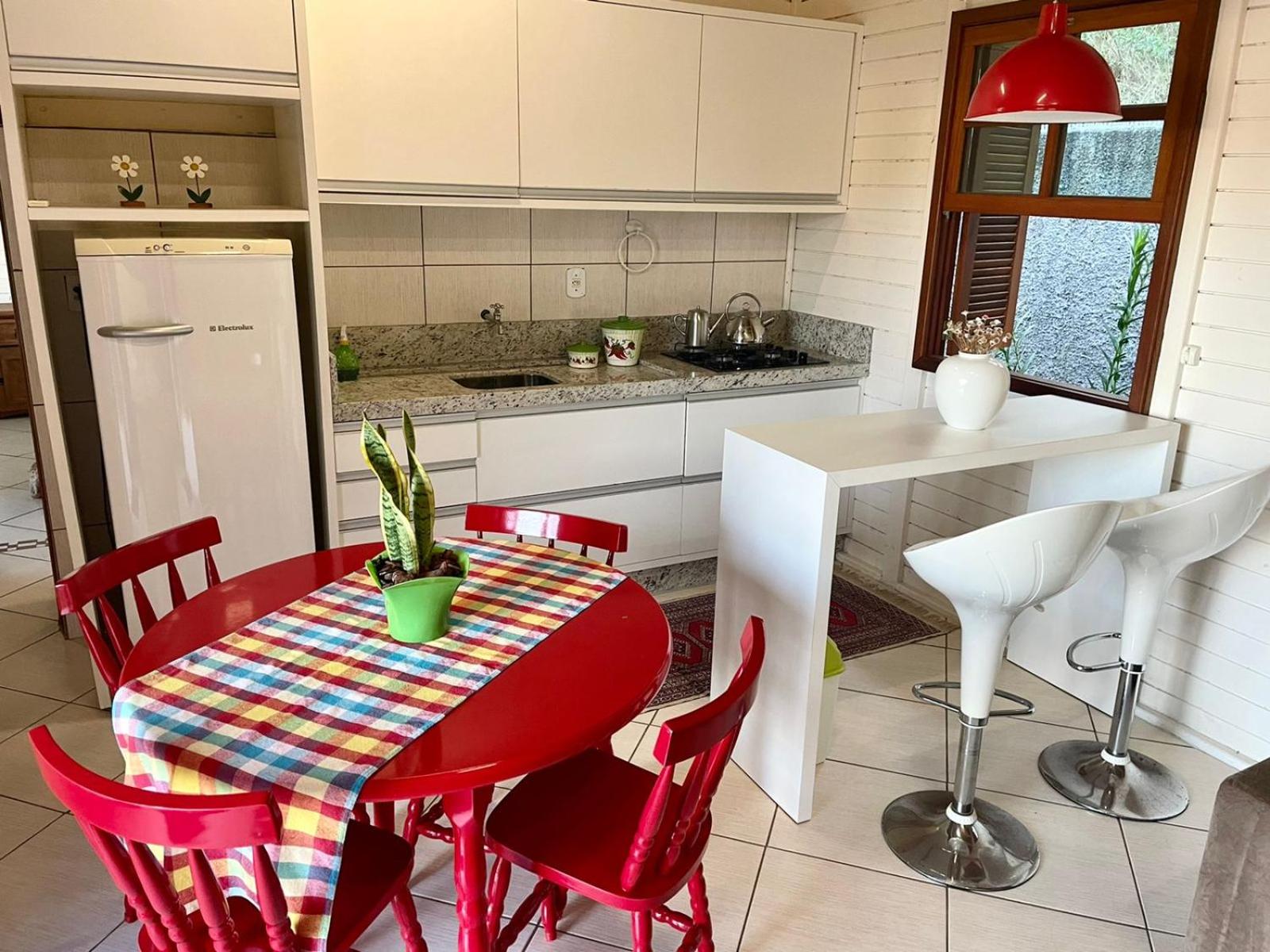 Cabana com piscina - 5 min a pé da praia - Porto Belo