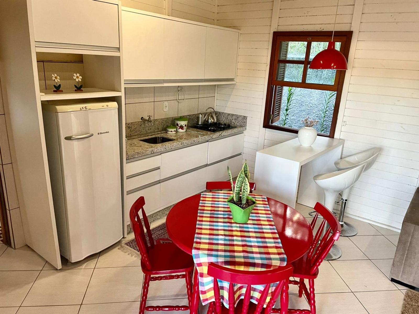 Cabana com piscina - 5 min a pé da praia - Porto Belo