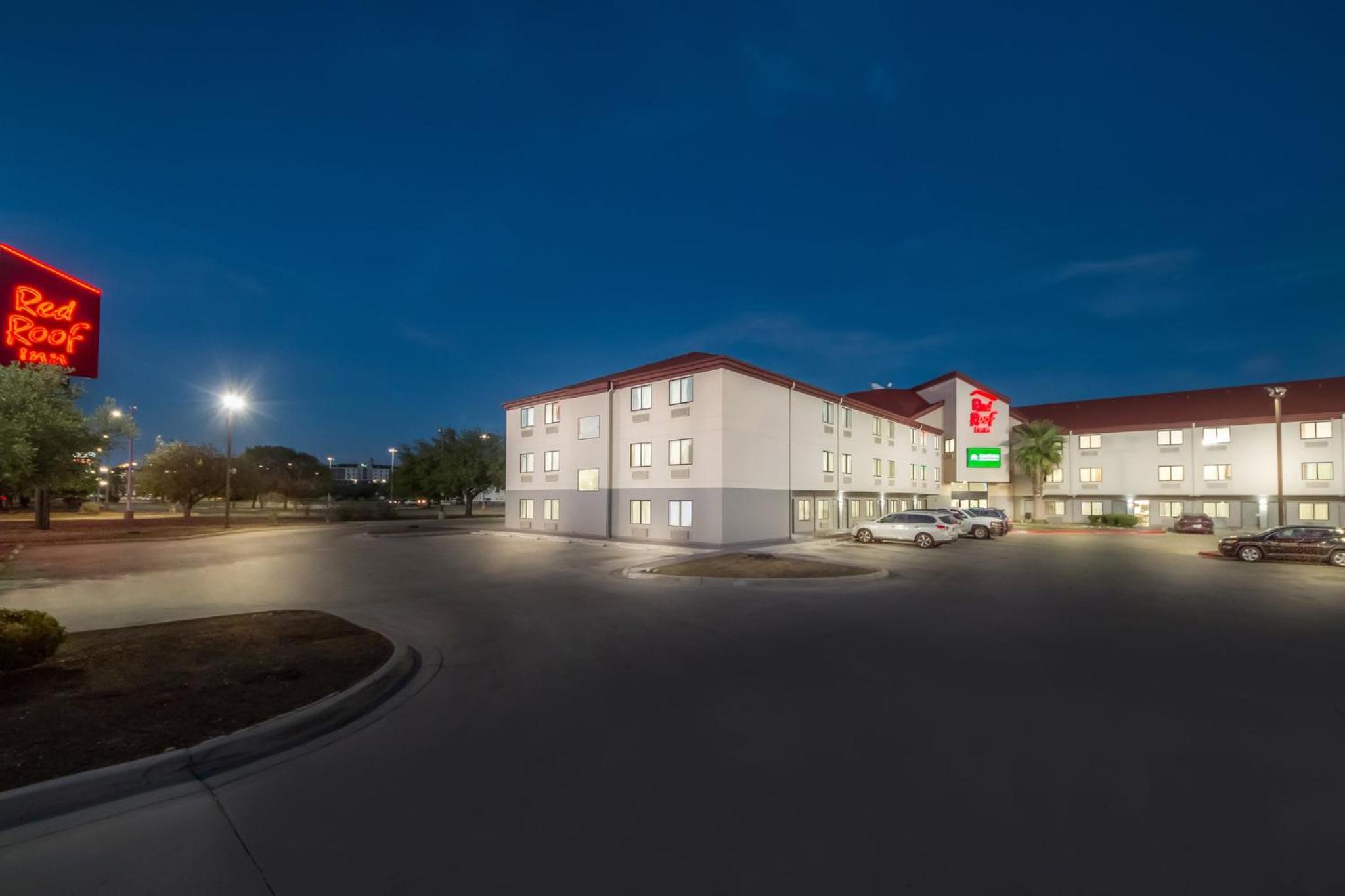 HomeTowne Studios by Red Roof San Antonio - SeaWorld Northwest, Zdjęcie 58