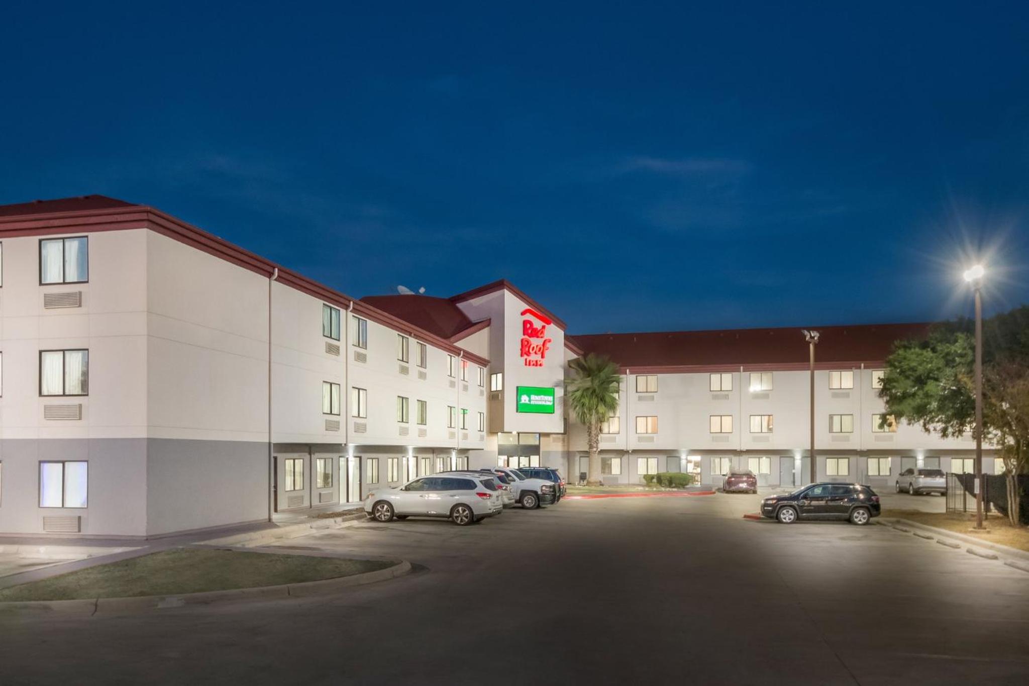 HomeTowne Studios by Red Roof San Antonio - SeaWorld Northwest, Zdjęcie 50