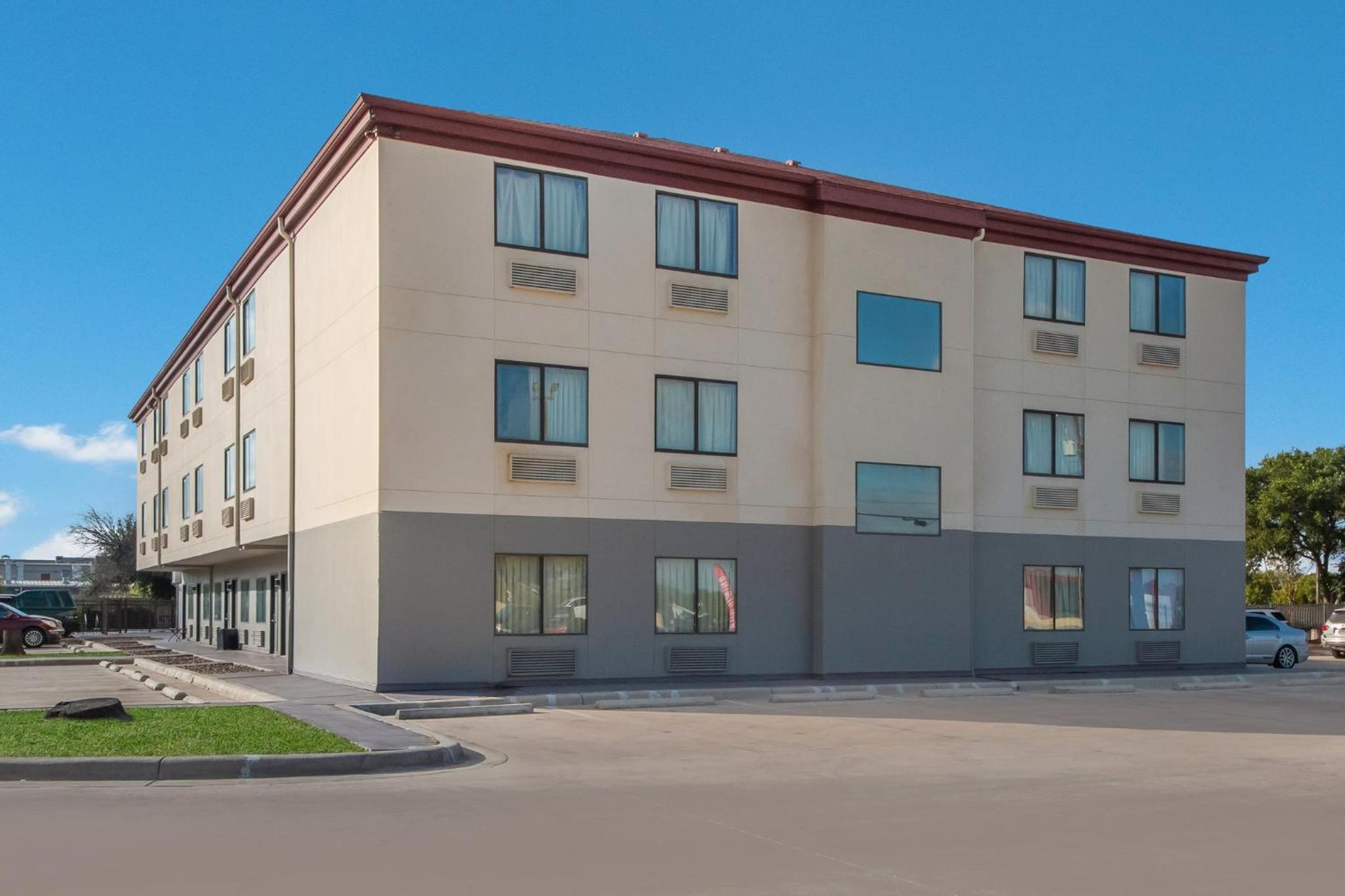 HomeTowne Studios by Red Roof San Antonio - SeaWorld Northwest, Zdjęcie 26