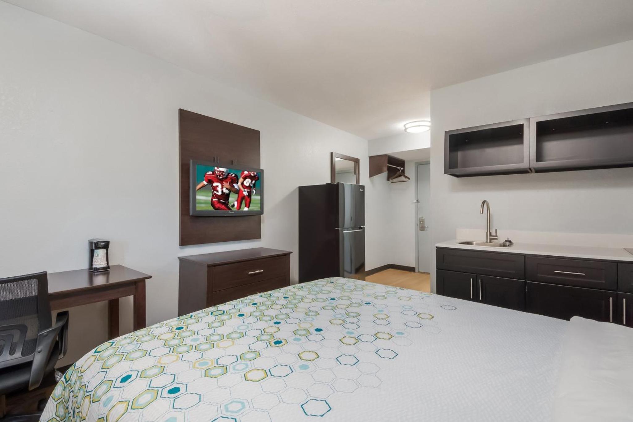 HomeTowne Studios by Red Roof San Antonio - SeaWorld Northwest, Zdjęcie 27