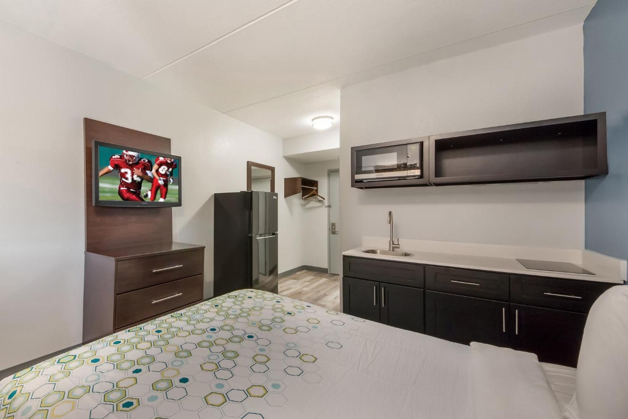 HomeTowne Studios by Red Roof San Antonio - SeaWorld Northwest, Zdjęcie 24