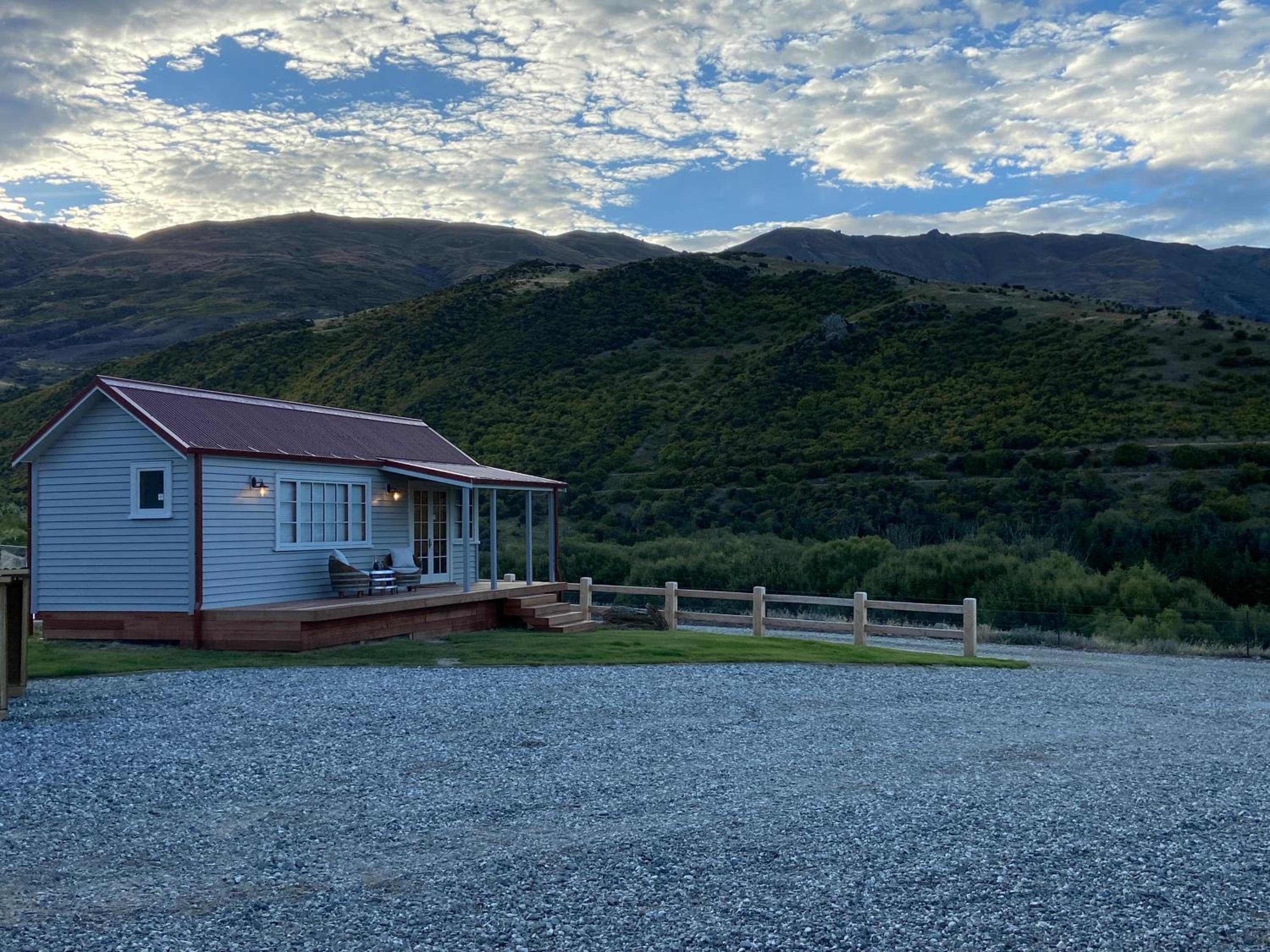 Rose Creek Cottage view 3