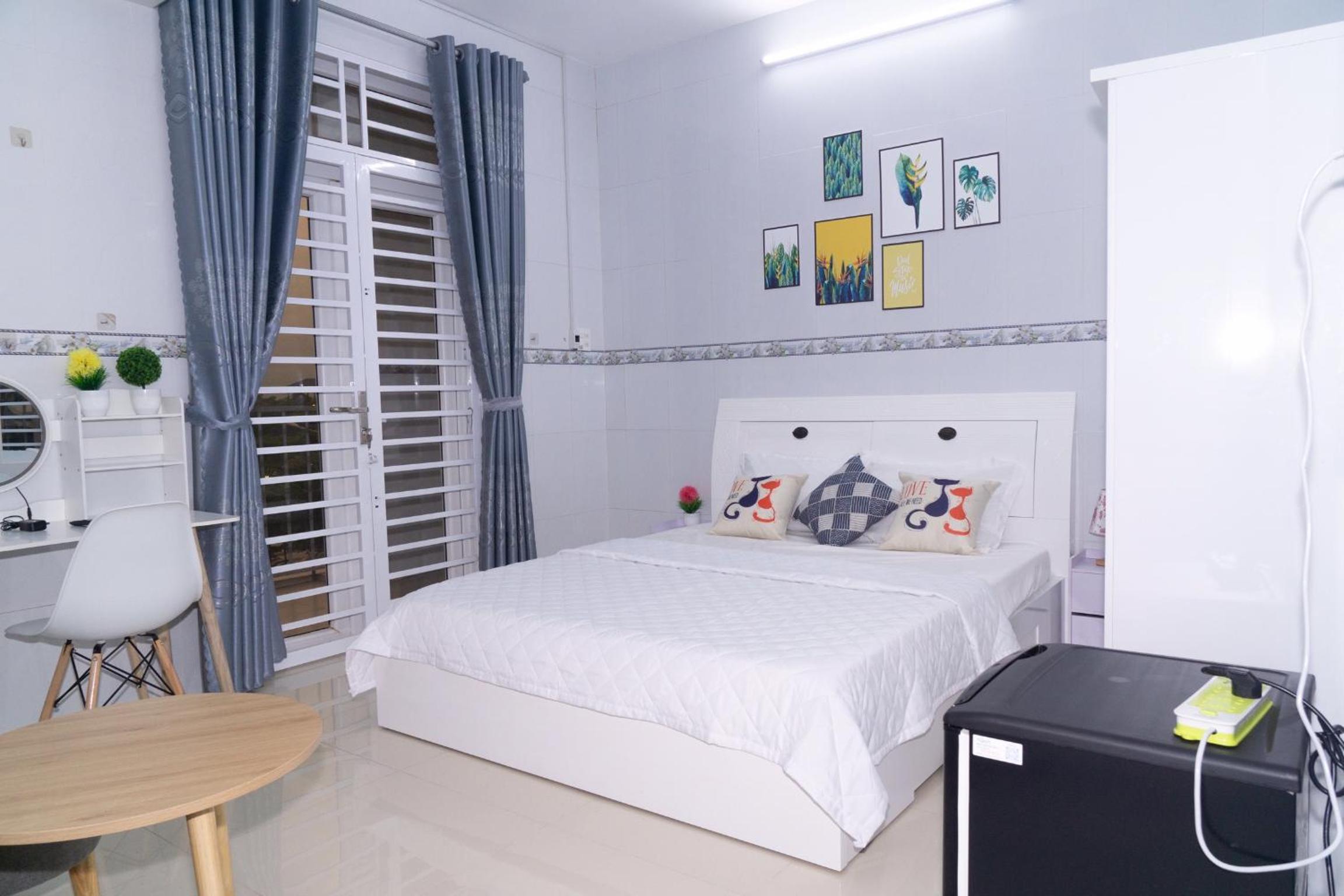 Nina Homestay - Phòng ban công view sông view 5