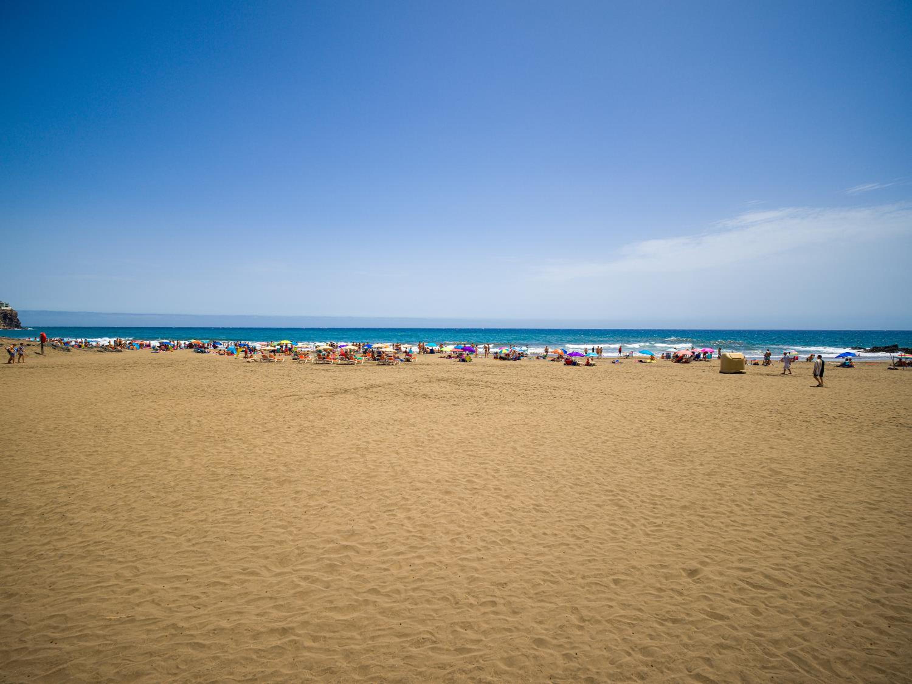 Precioso apartamento en 1ª línea de mar view 4