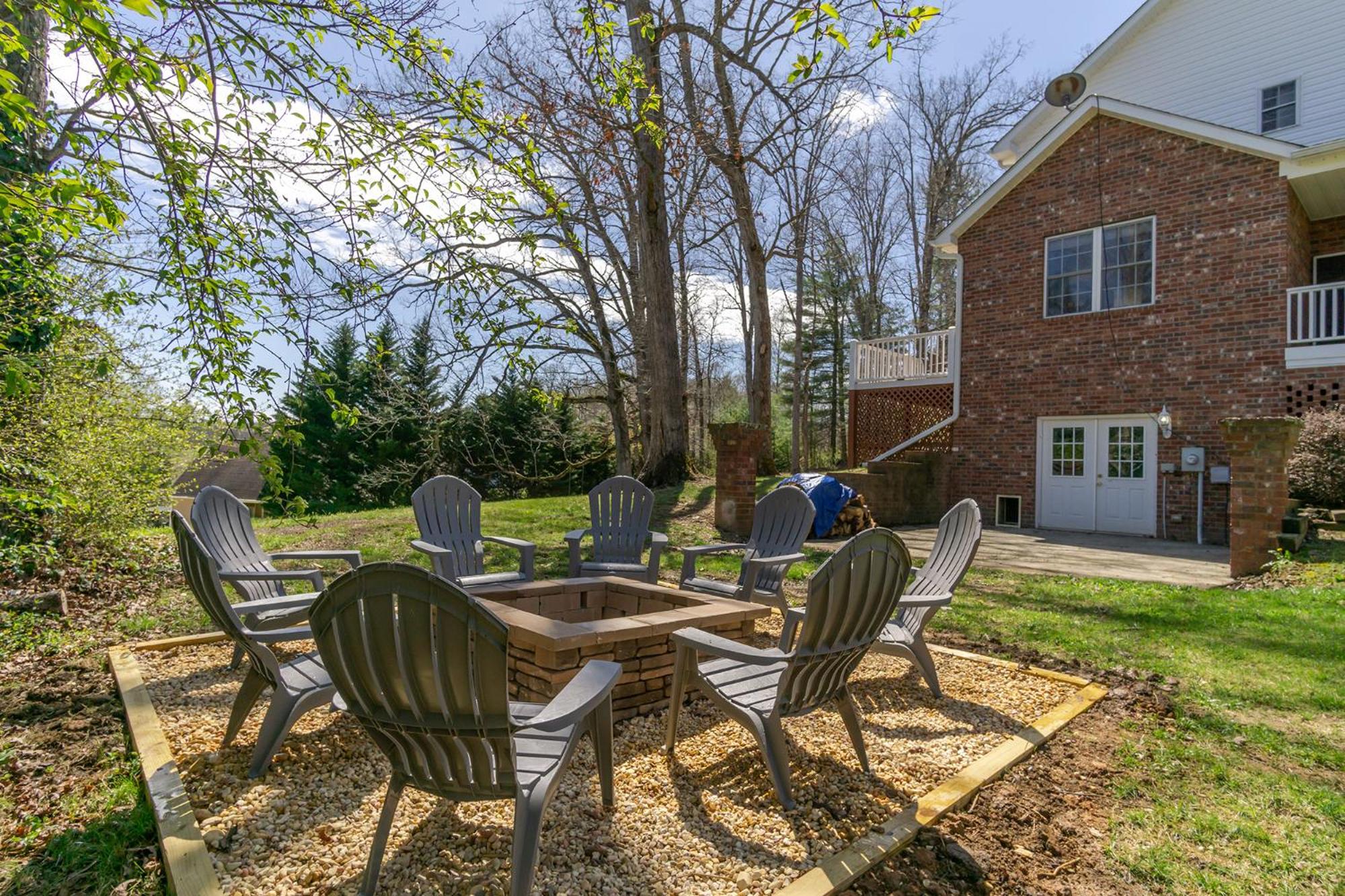 15 Minutes to Asheville! Spacious 7BR Luxury Home | Pool | Hot Tub | Game Room view 3