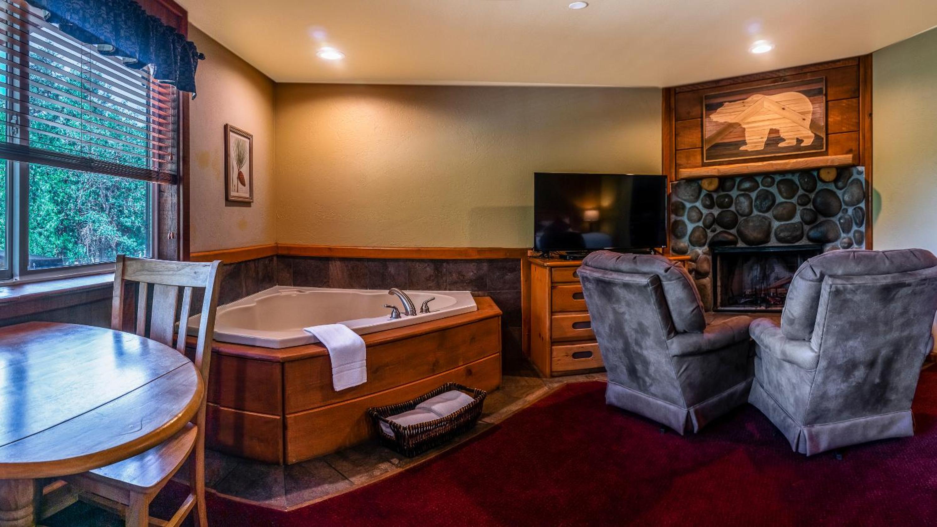 Ashland Vacations - Callahan's Mountain Lodge - Property Image 53