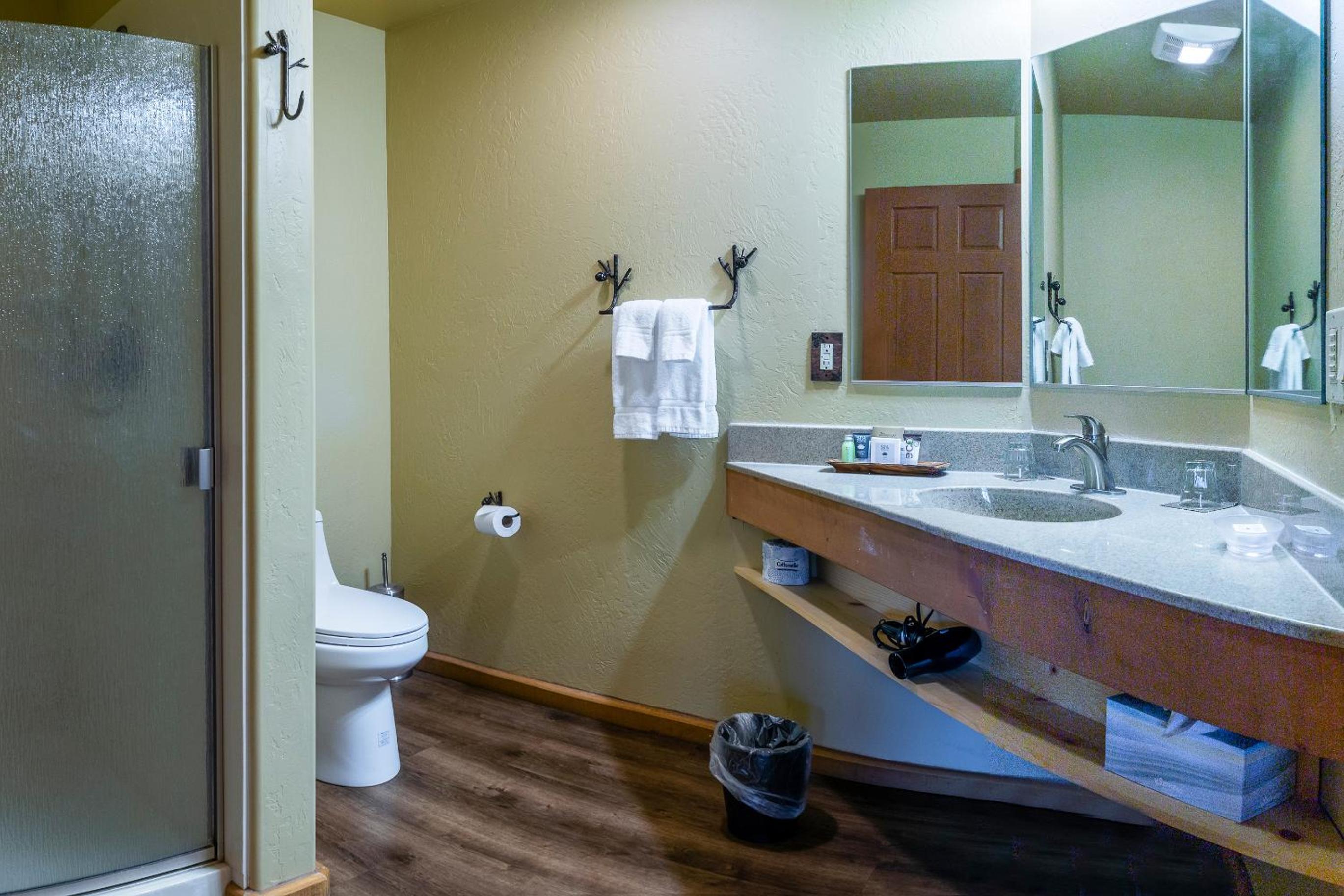 Ashland Vacations - Callahan's Mountain Lodge - Property Image 54