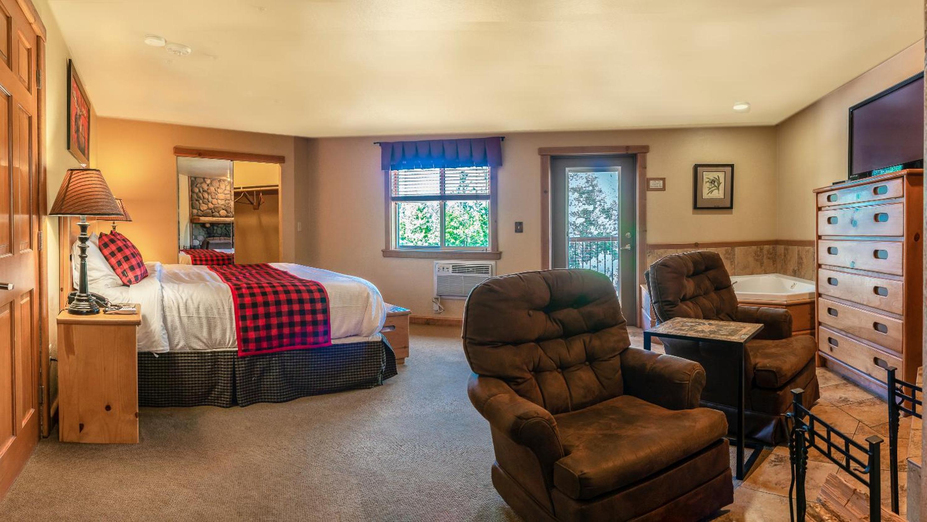 Ashland Vacations - Callahan's Mountain Lodge - Property Image 6