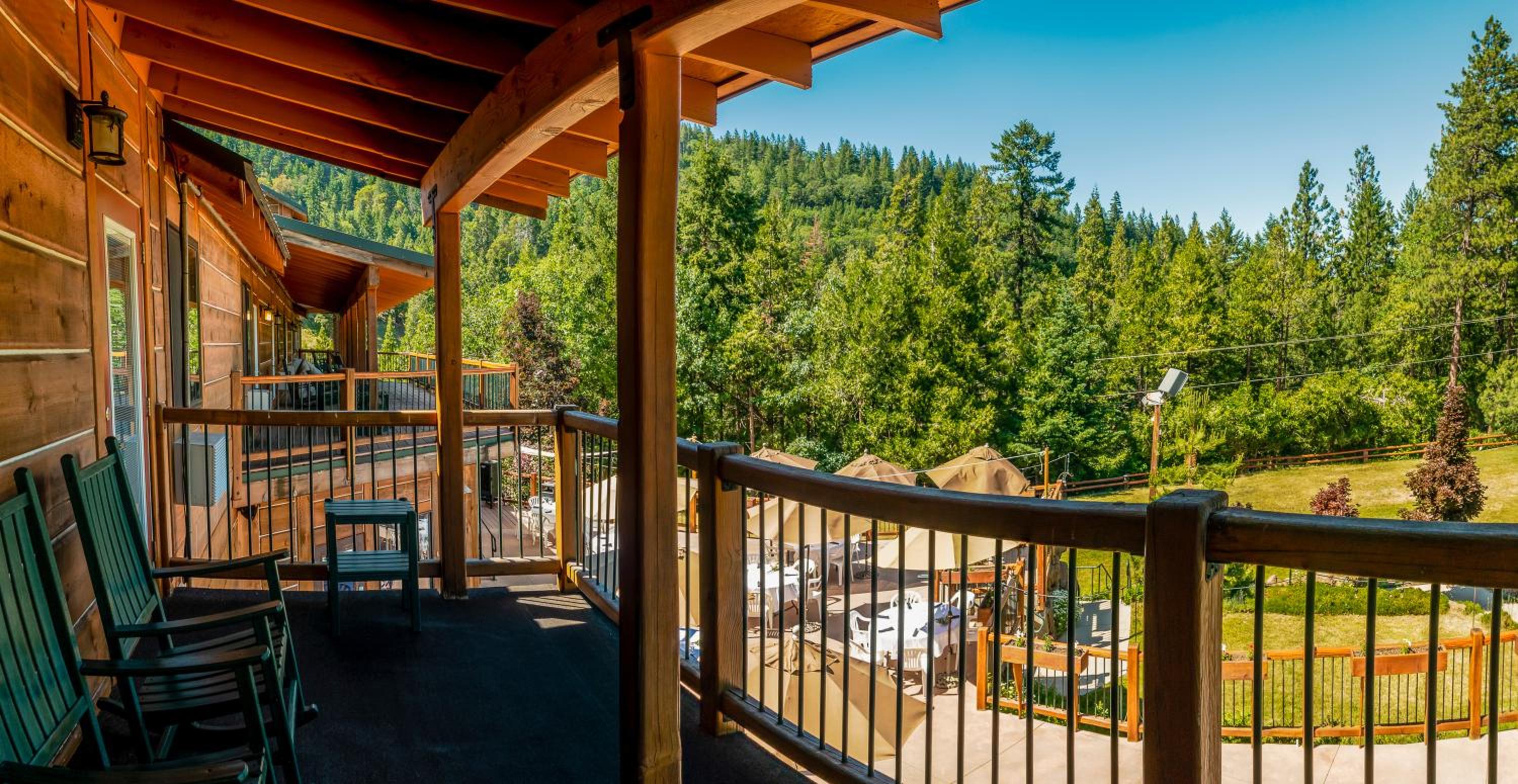 Ashland Vacations - Callahan's Mountain Lodge - Property Image 11