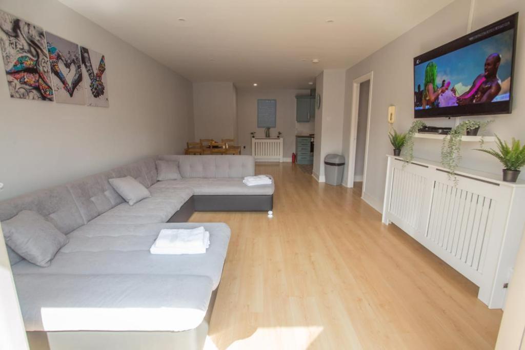 Diamond Apartment