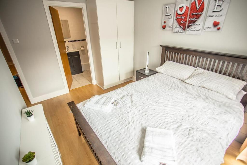 Diamond Apartment