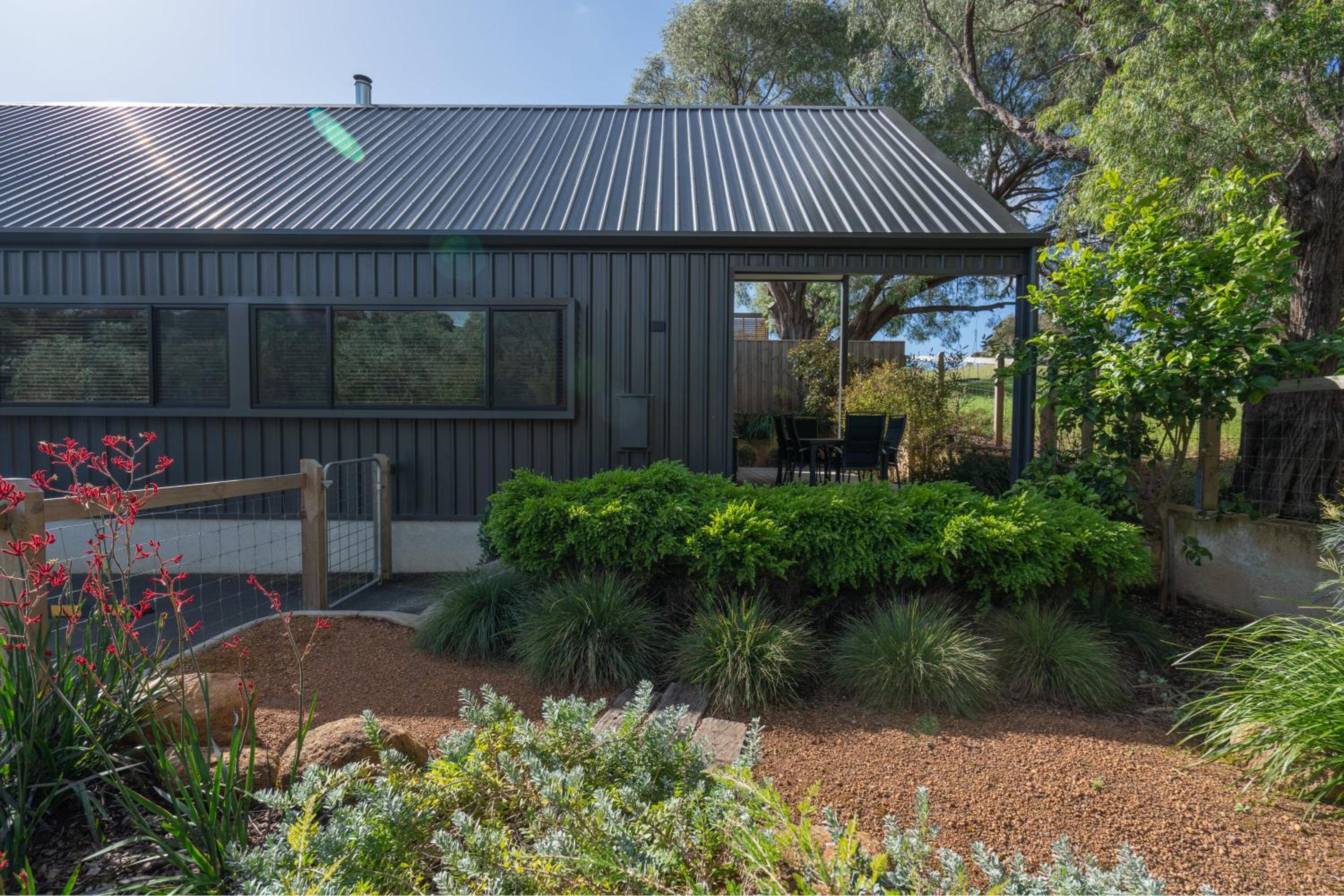Margaret River Bungalow-3-forest - pet friendly