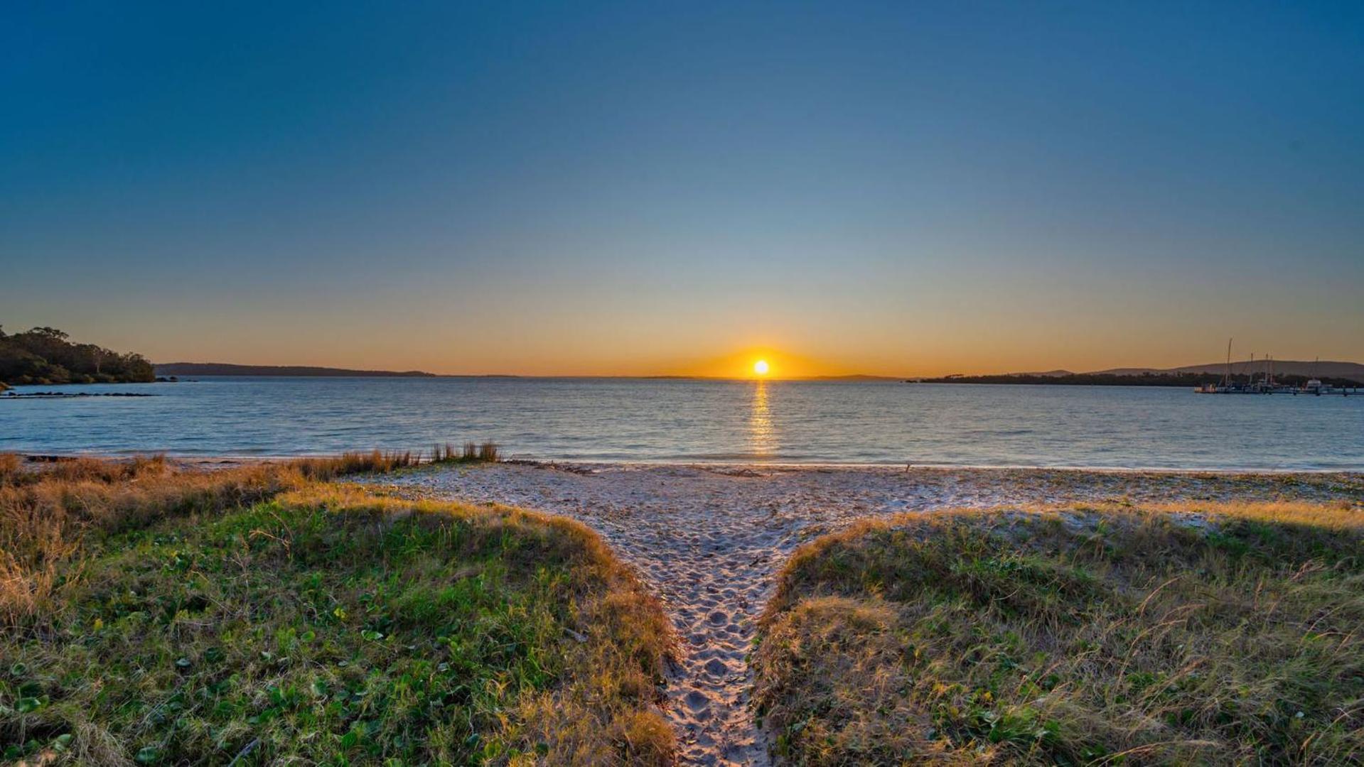 Sunset Beach Luxury 24
