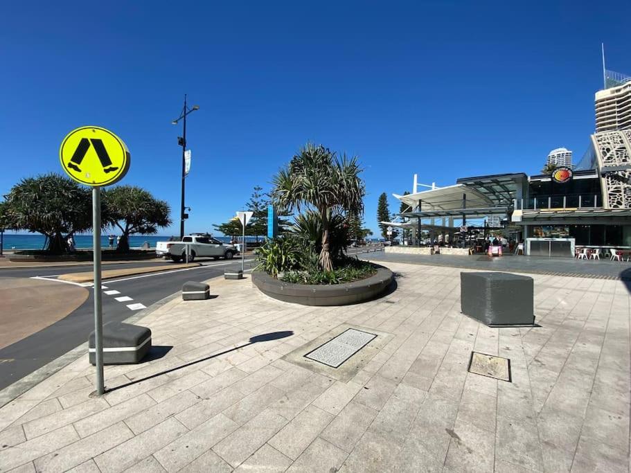 Beachfront Luxury in Soul Surfers Paradise 9th