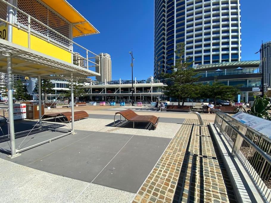 Beachfront Luxury in Soul Surfers Paradise 9th