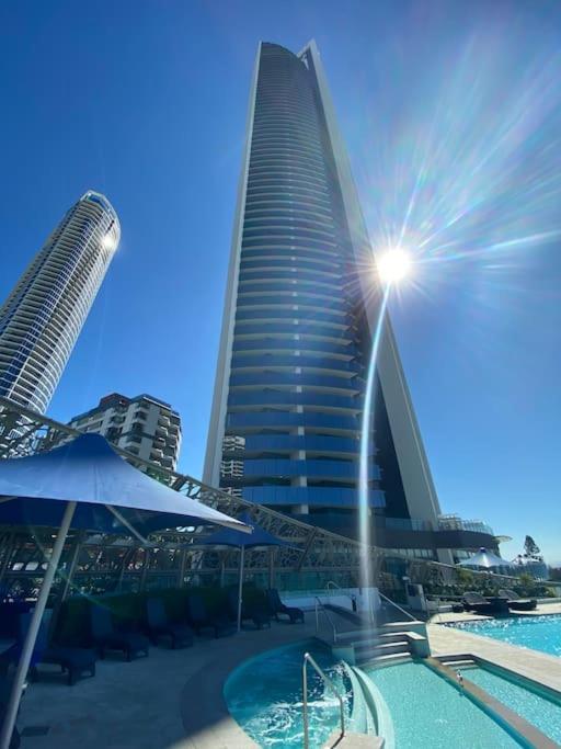 Beachfront Luxury in Soul Surfers Paradise 9th
