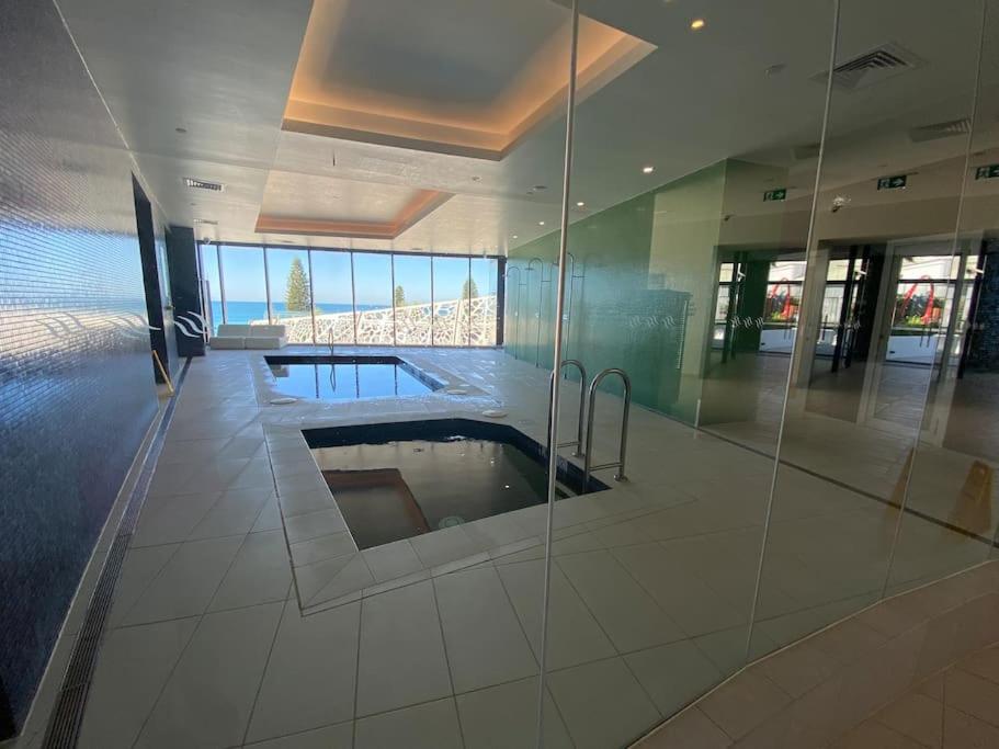 Beachfront Luxury in Soul Surfers Paradise 9th