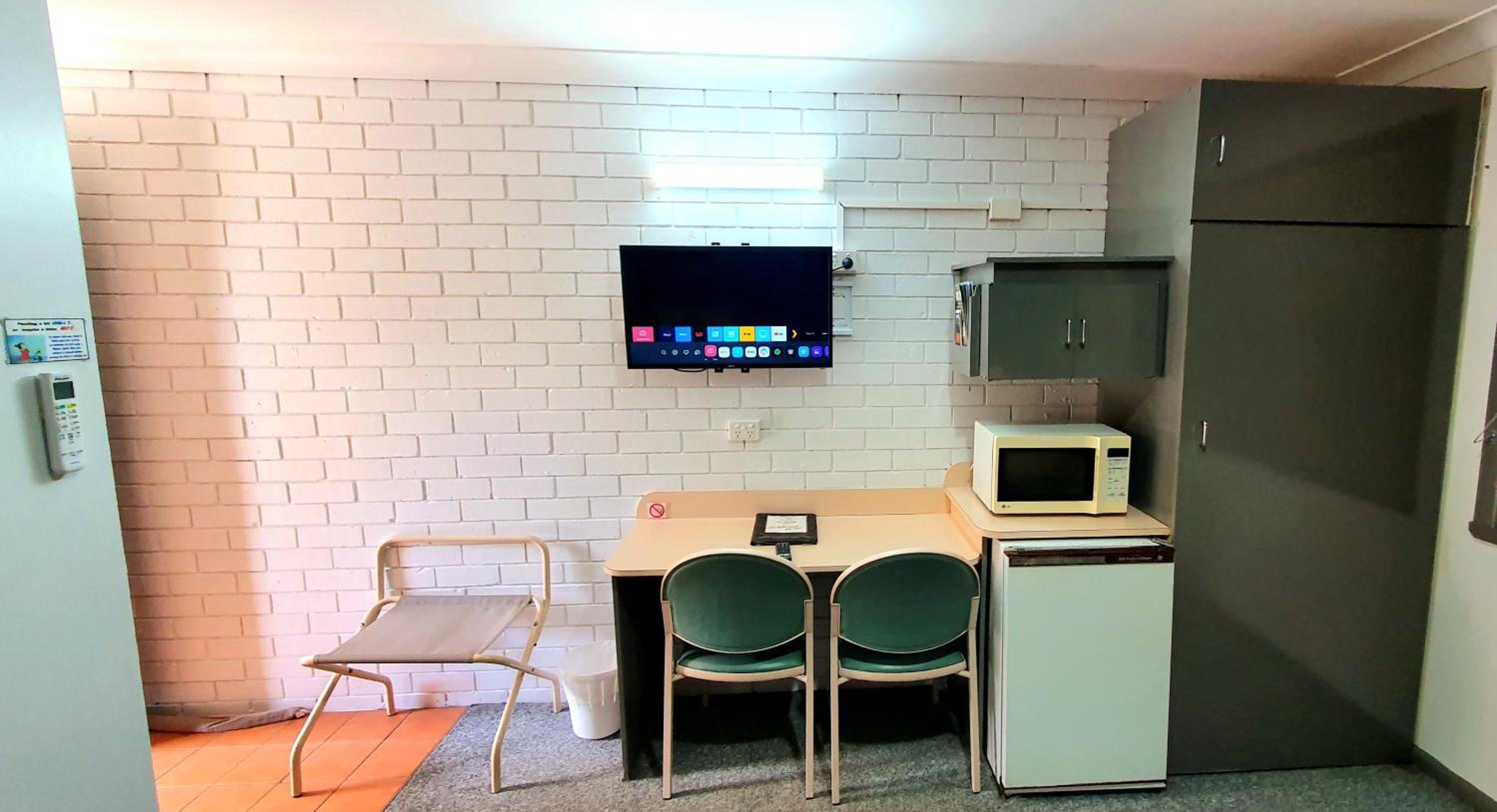 Goldrush Motel Young CBD