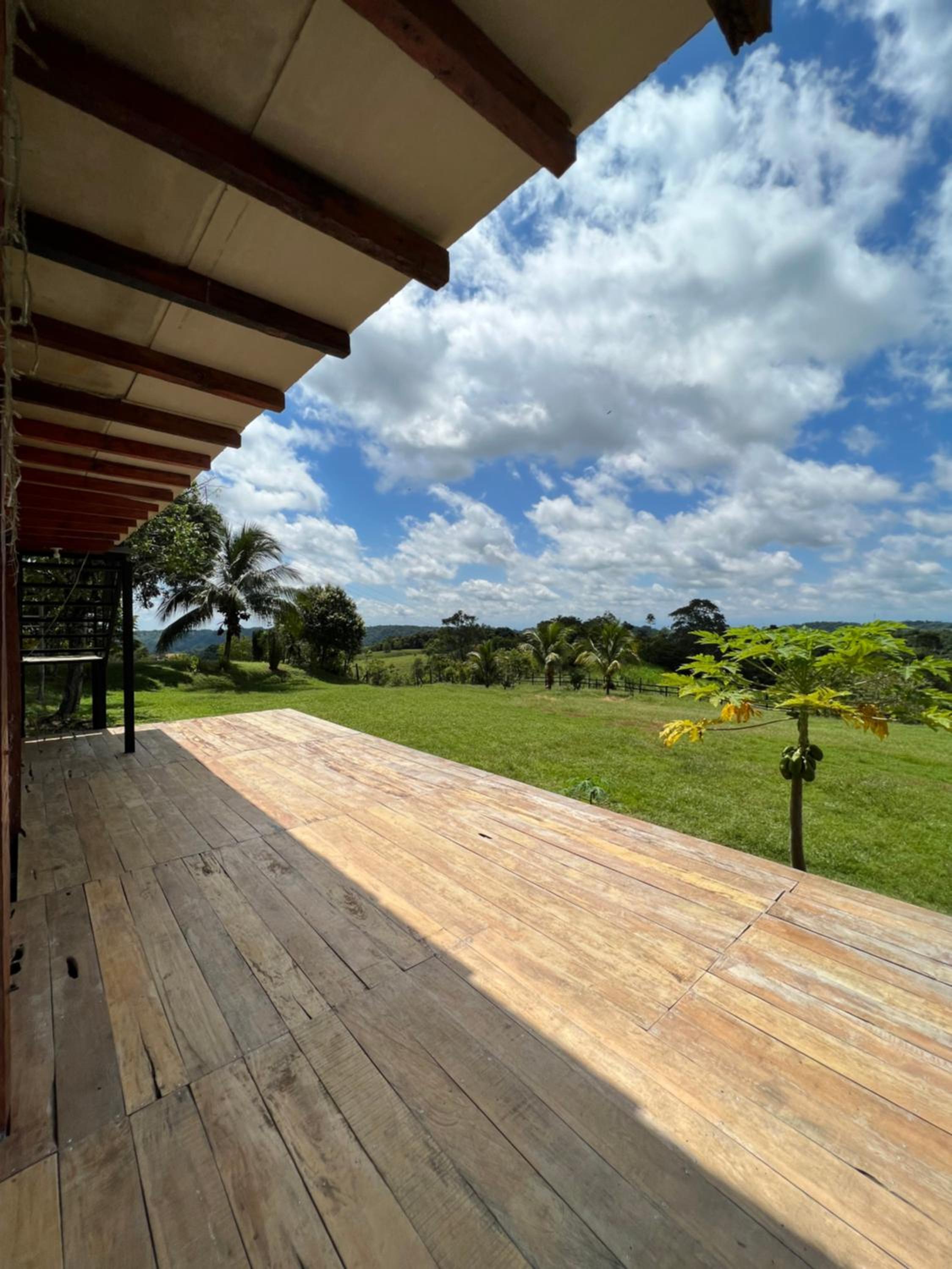Finca en Doradal ( Hacienda Napoles y Rio Claro )