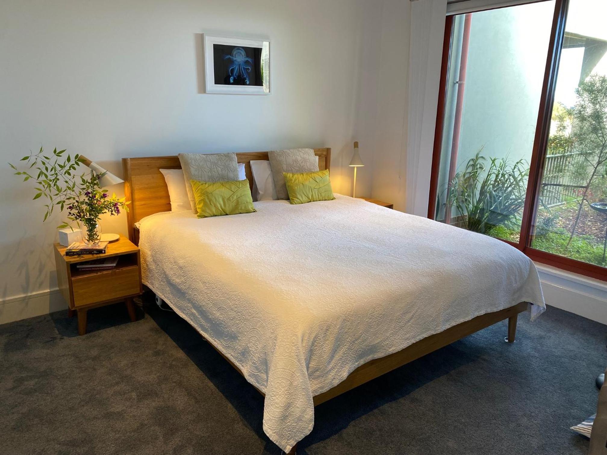 Captains Retreat Apartments and Cottages