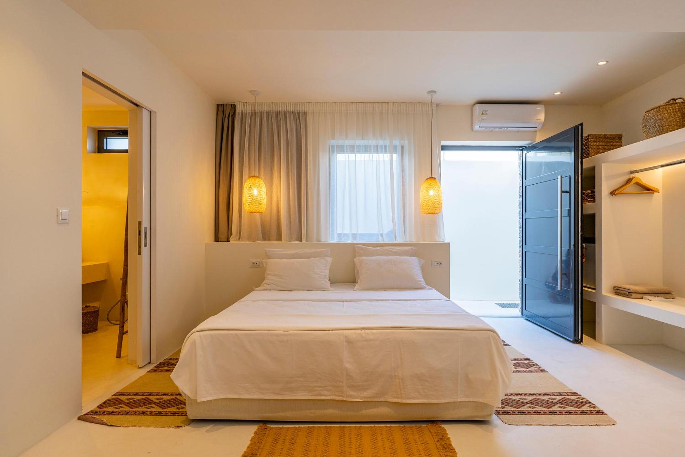 Akra Grammeno Beachfront Villas