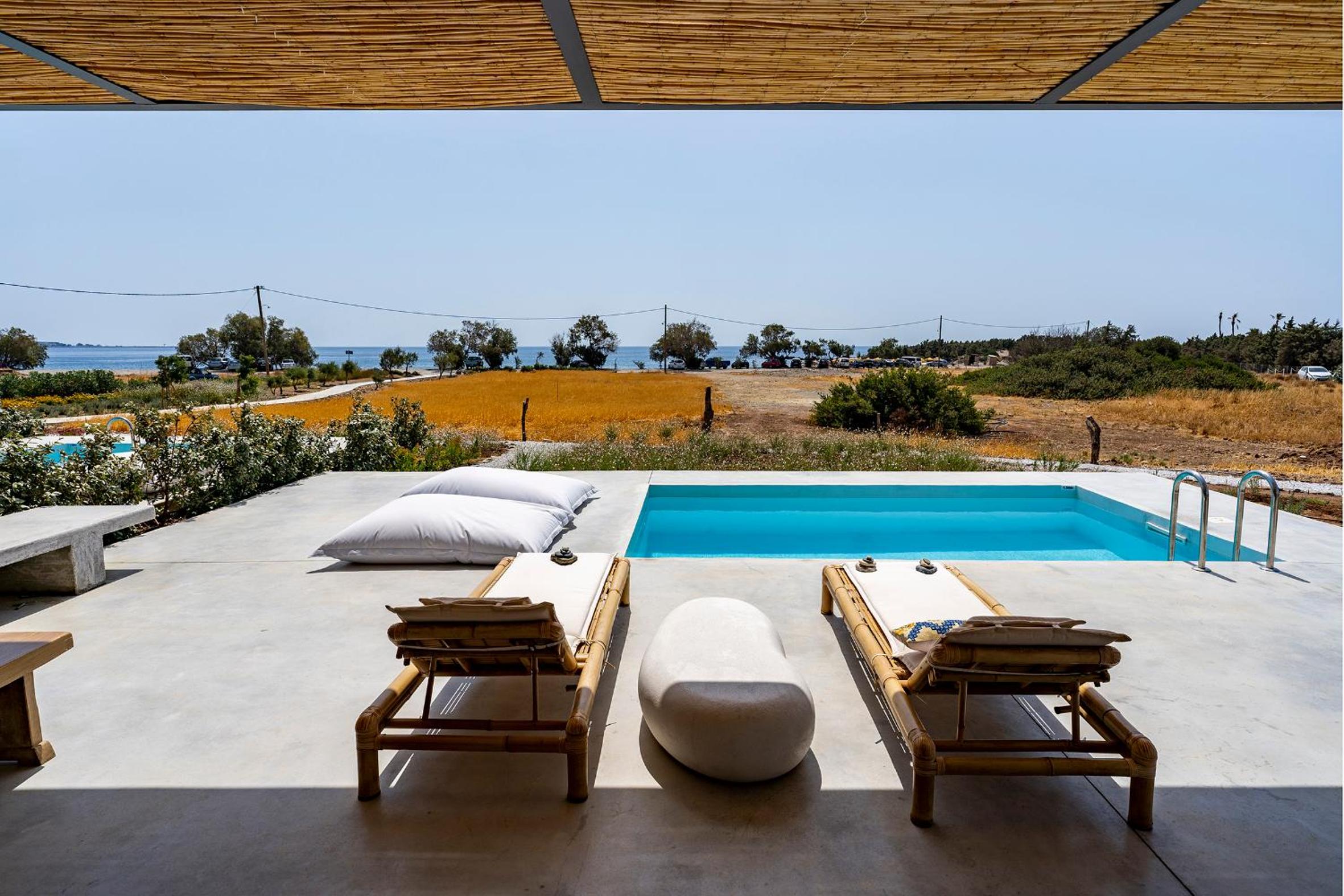 Akra Grammeno Beachfront Villas