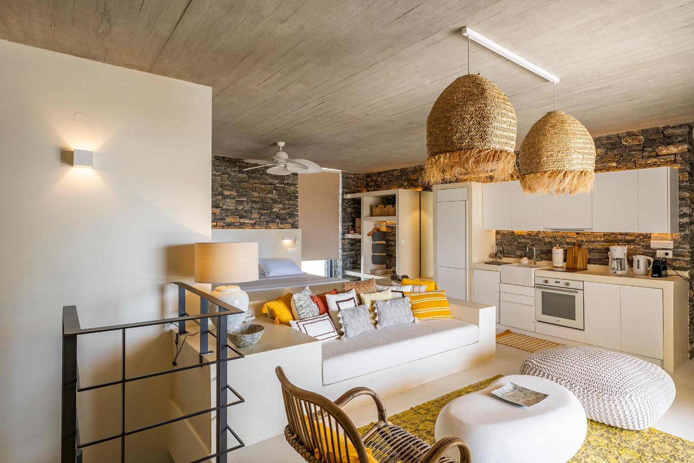 Akra Grammeno Beachfront Villas