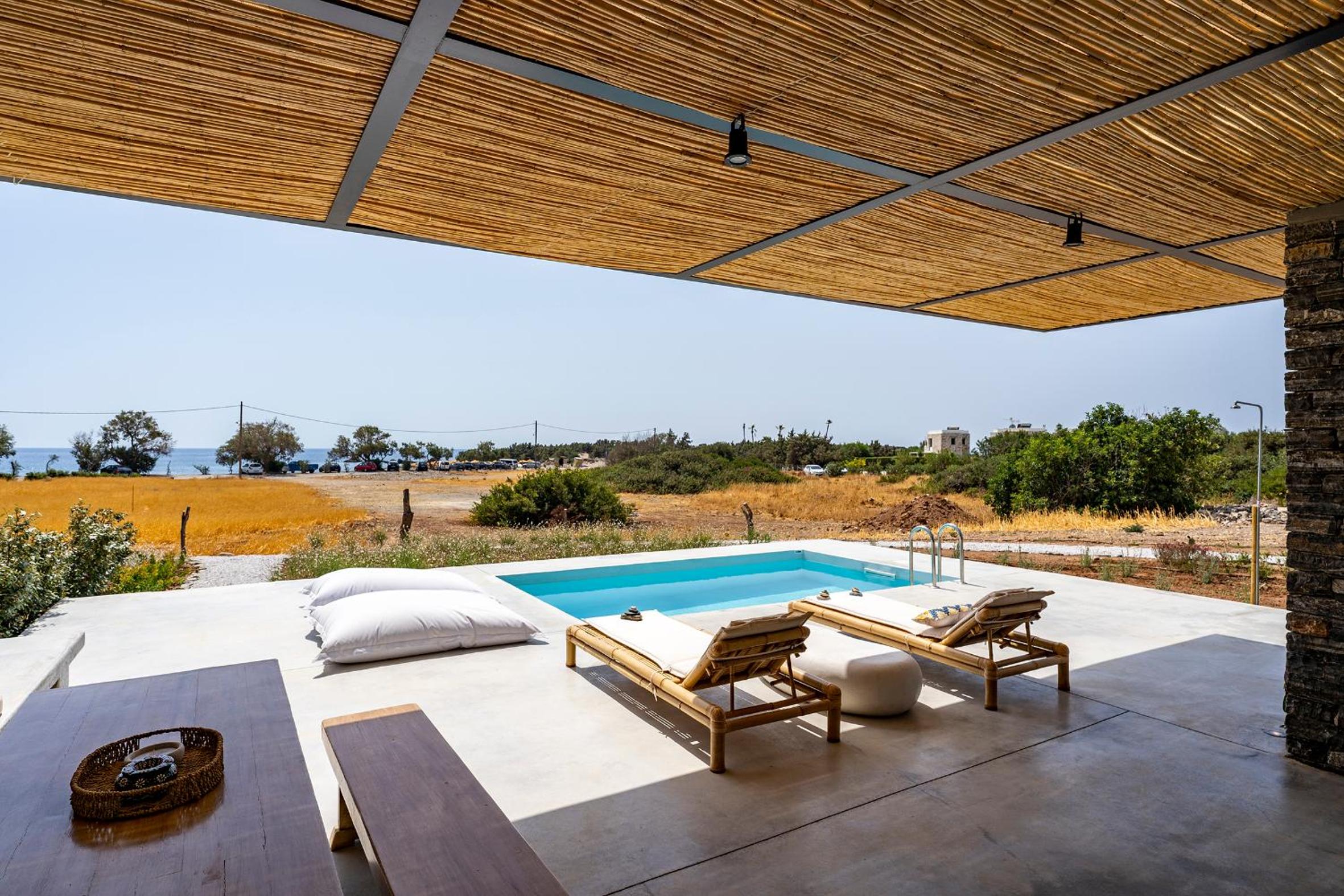 Akra Grammeno Beachfront Villas
