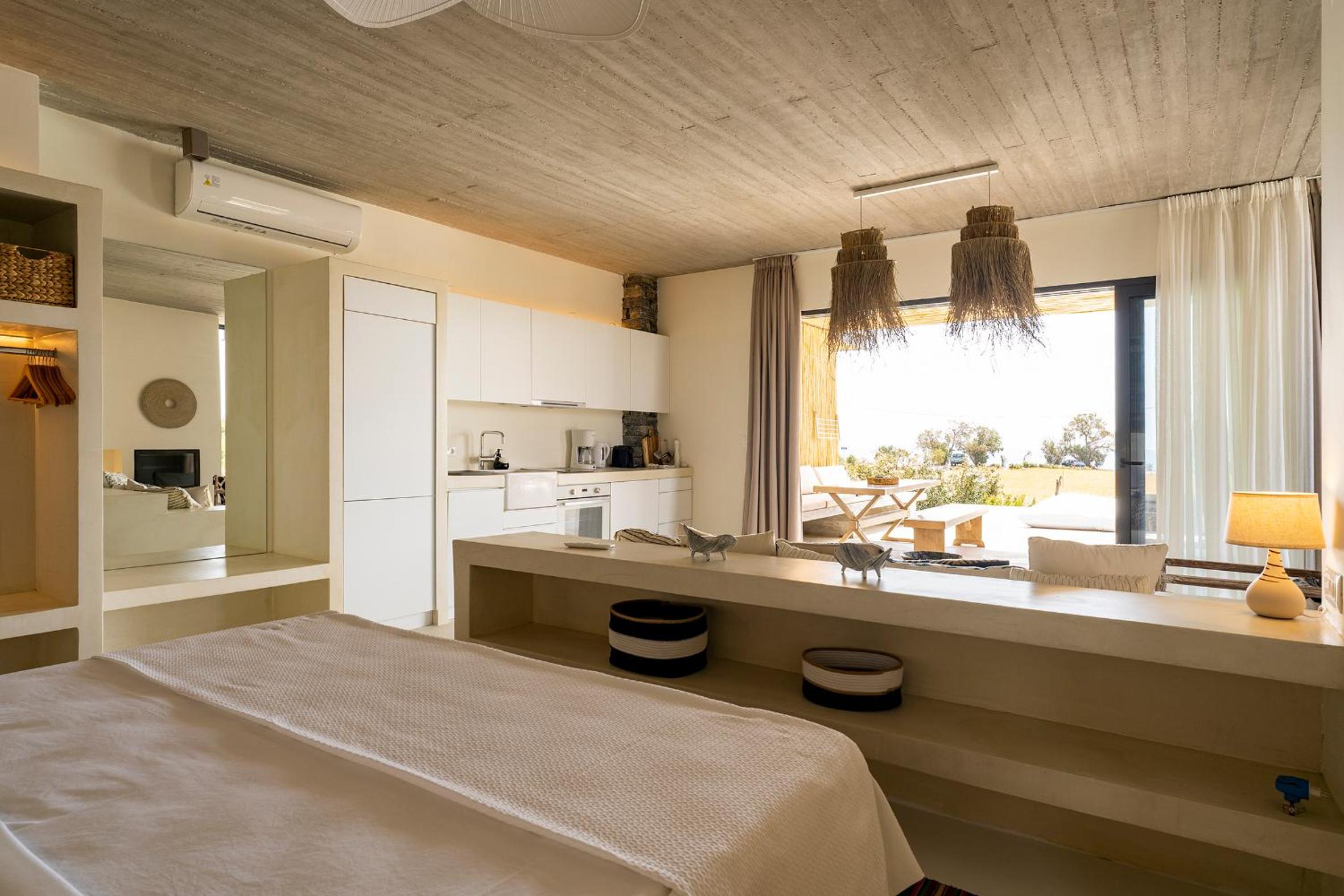 Akra Grammeno Beachfront Villas