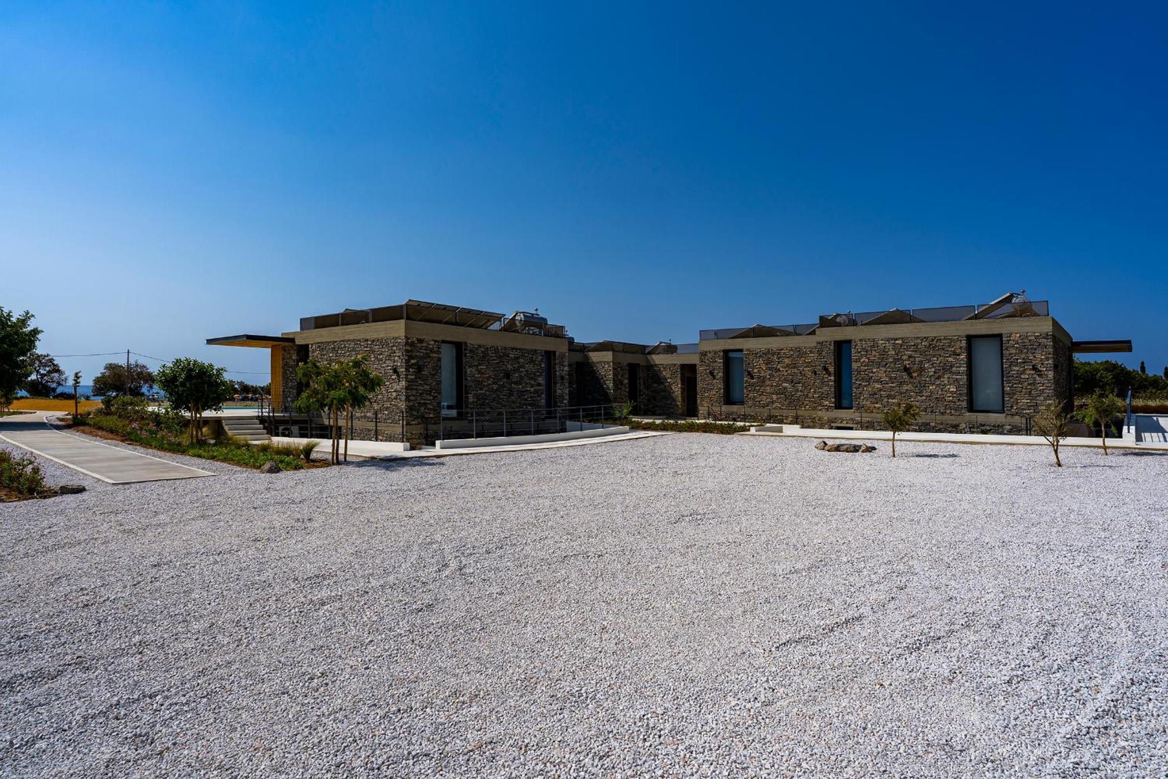 Akra Grammeno Beachfront Villas