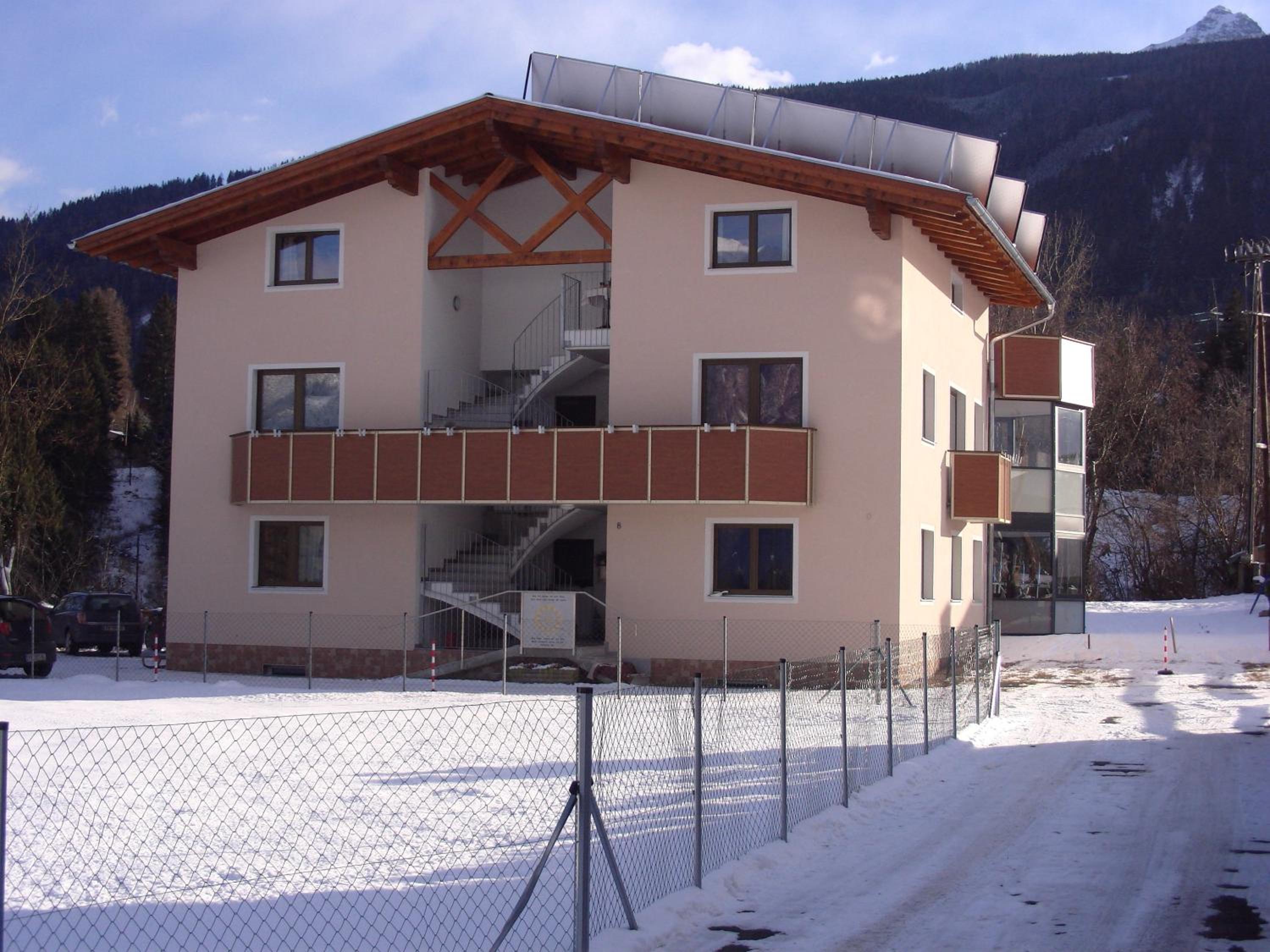 Photo 6