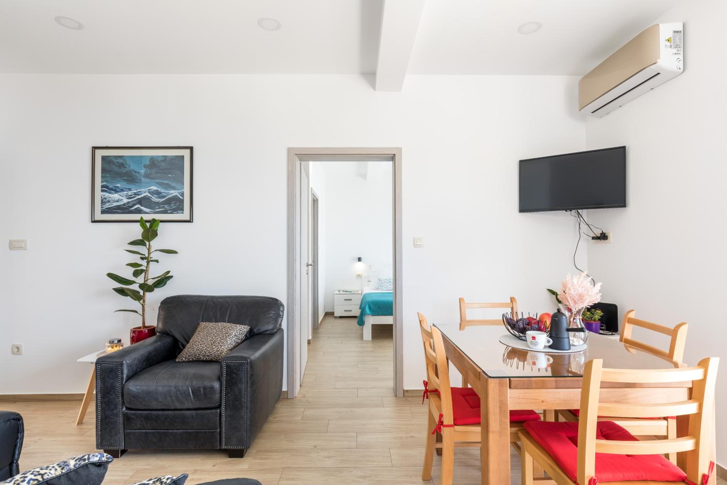 Bona fide sea view apartments view 2