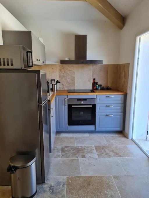 Adorable Maison Indépendante 30m2 avec Piscine en saison — photo 3