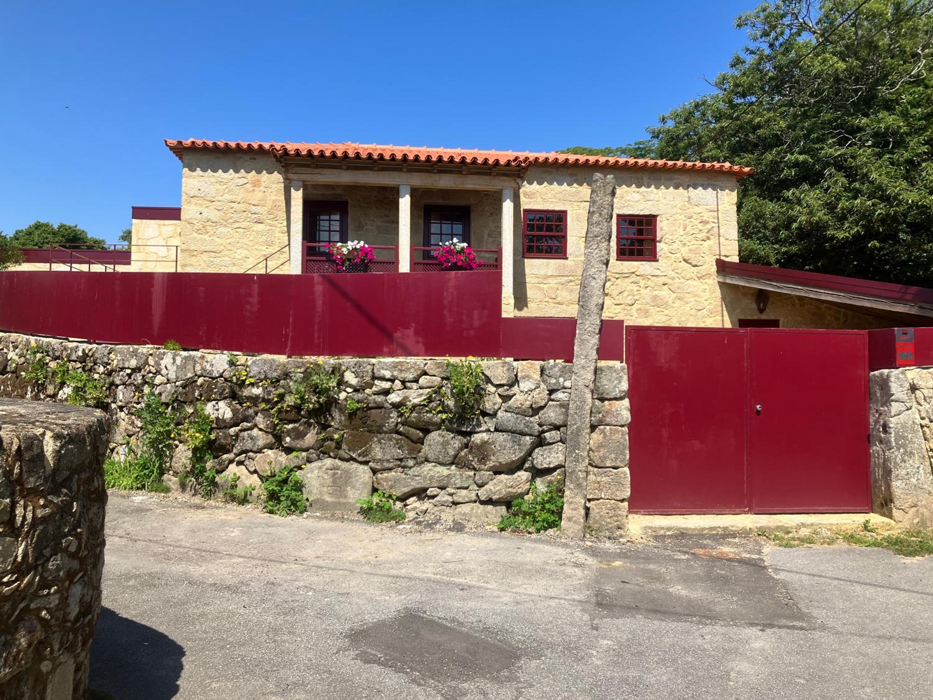 Casa do Cruzeiro do Outeiro -comfort and tradition view 3