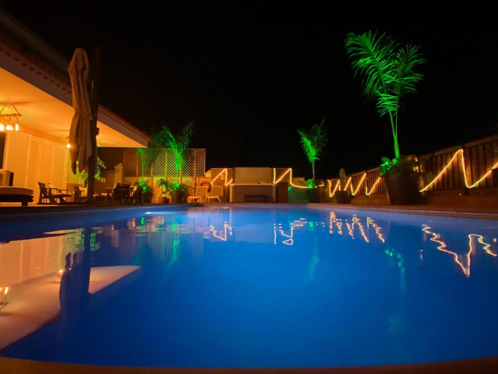 VILLA BLOSSOM in the beautiful area of Puerto Santiago Tenerife with 5 bedrooms for up to 10 guests private swimming pool and many other activities to ente photo 5