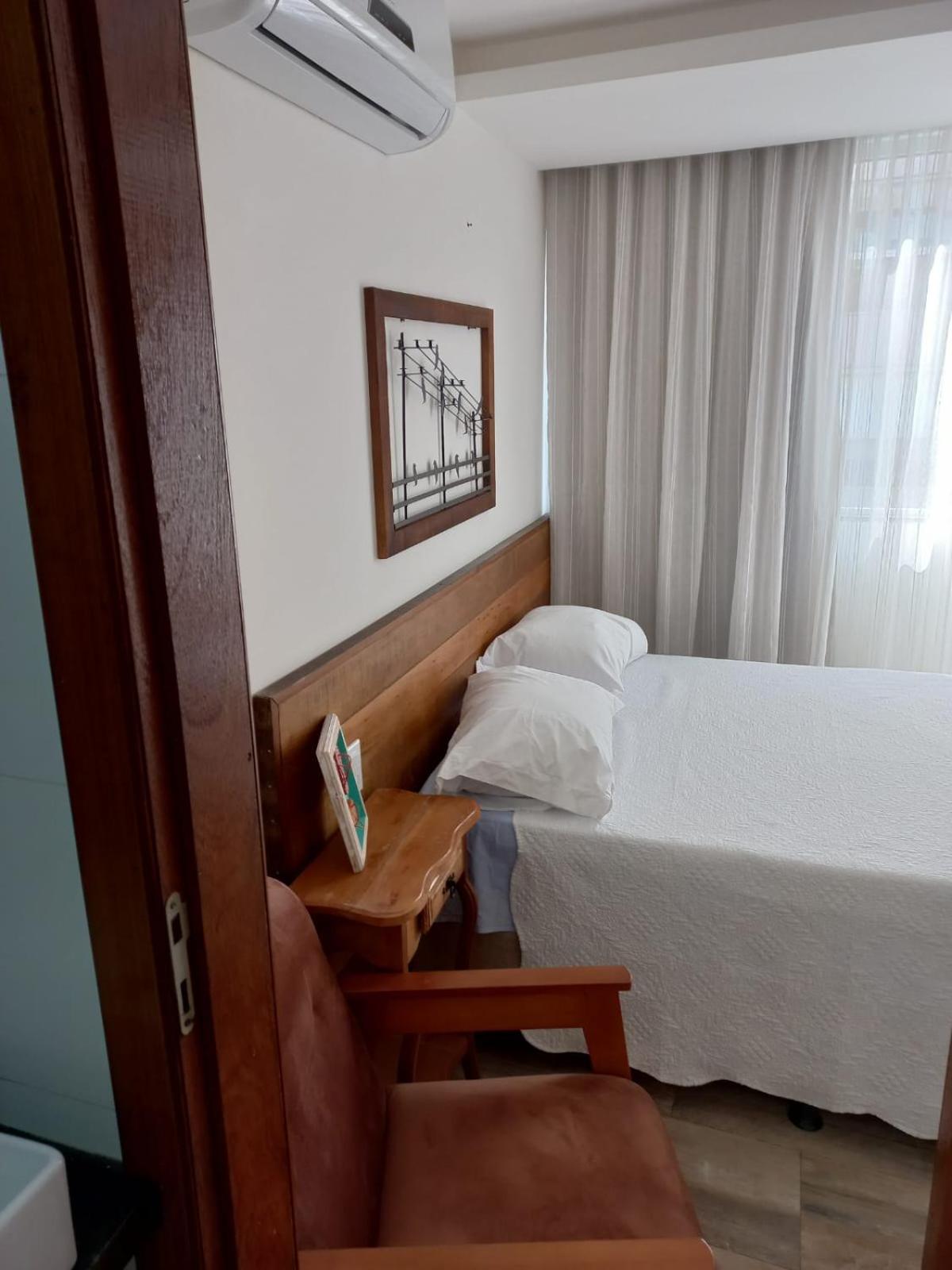 FLAT Beverly Hills 401B, apartamento en Vila Velha — hotel room