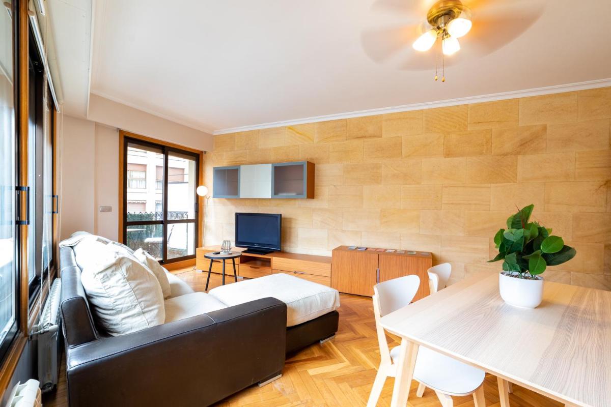 Comfy & luminous terrace apartment photo 2