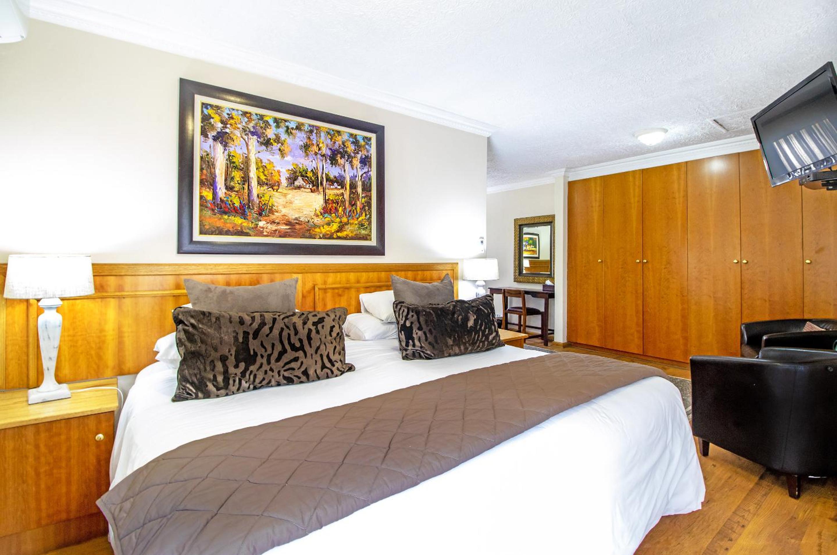 Sunward Park Guest House & Conference Center