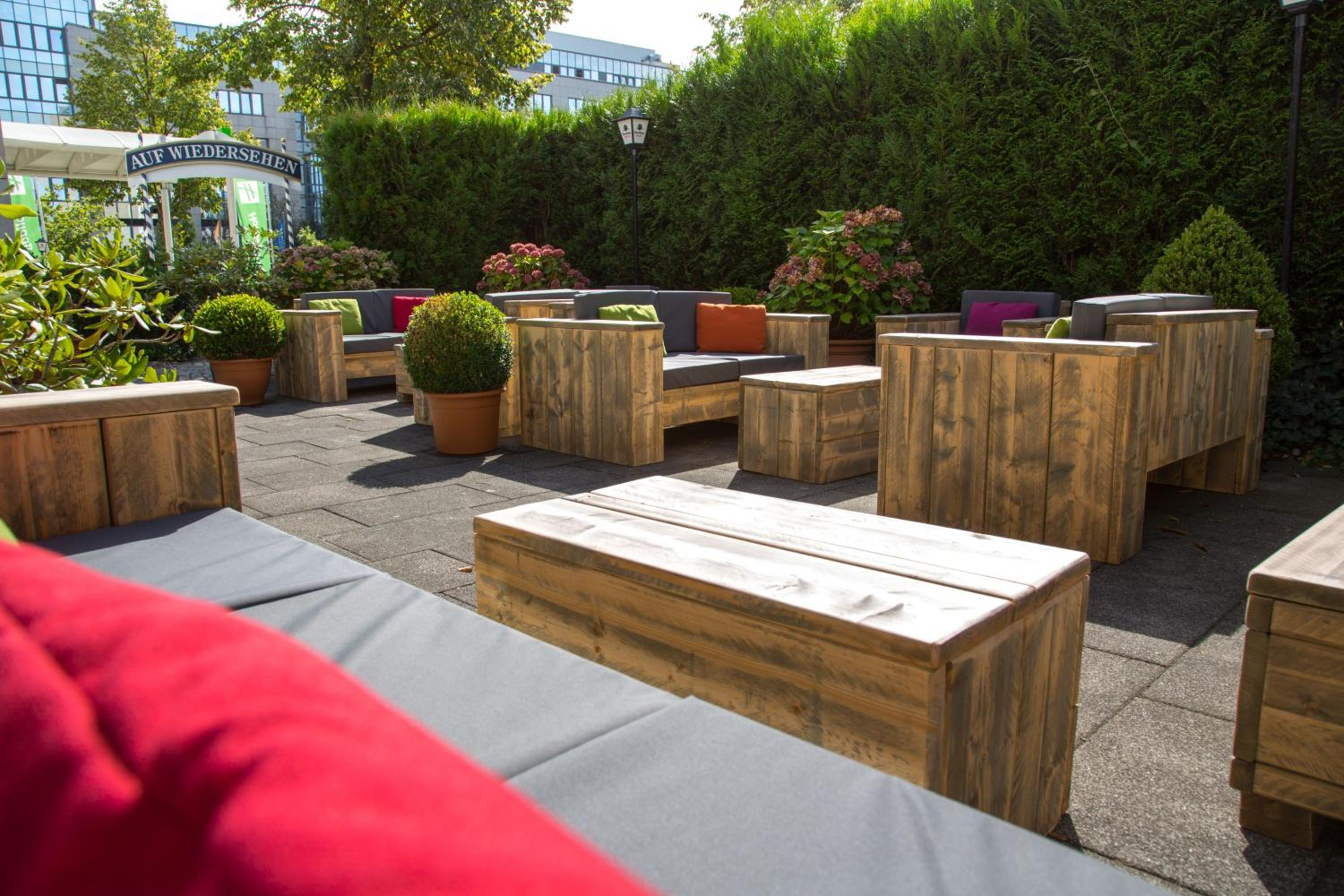 Neuss Vacations - Holiday Inn Dusseldorf-Neuss, ein IHG Hotel - Property Image 2