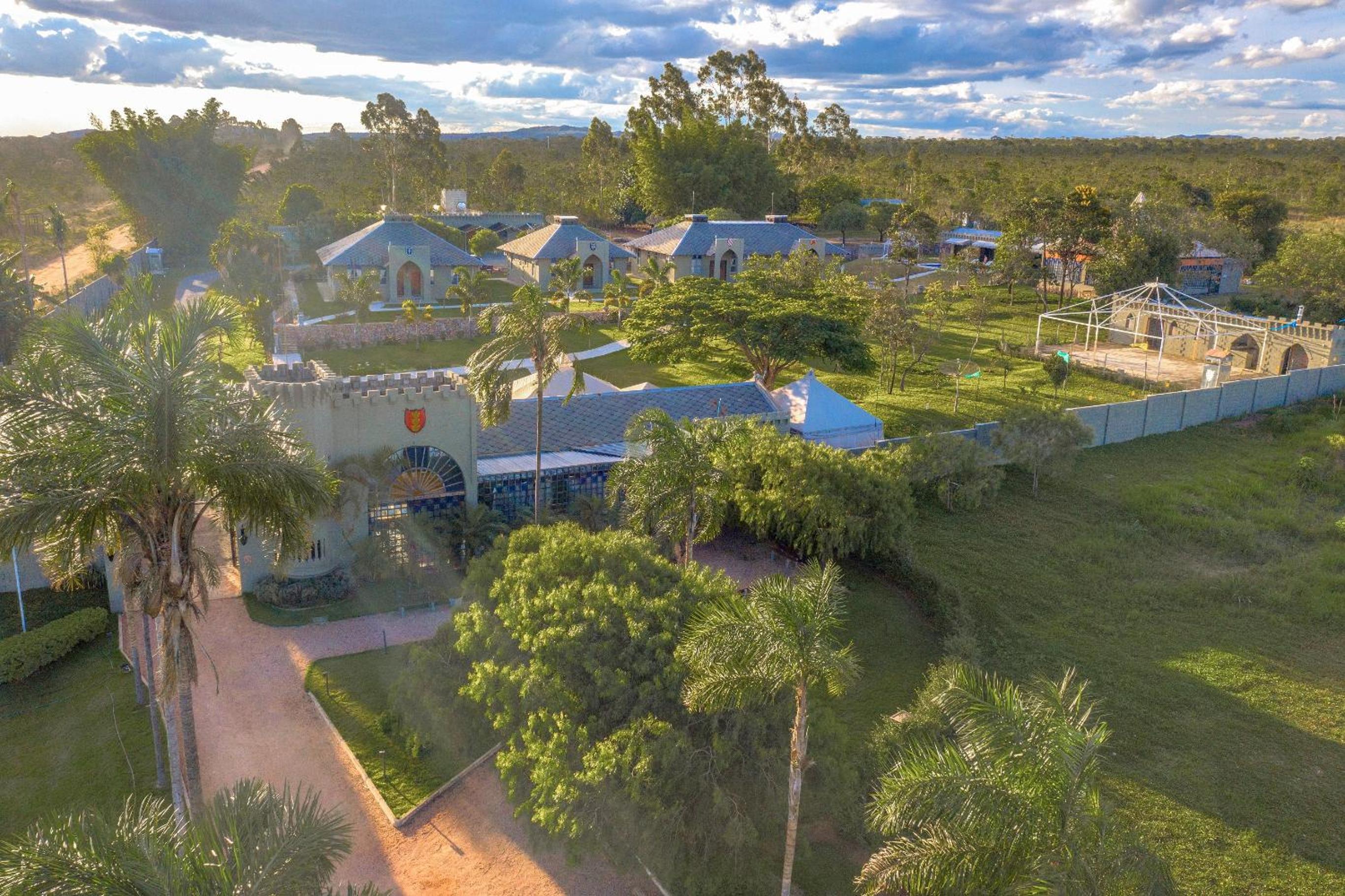 Pousada Camelot Inn