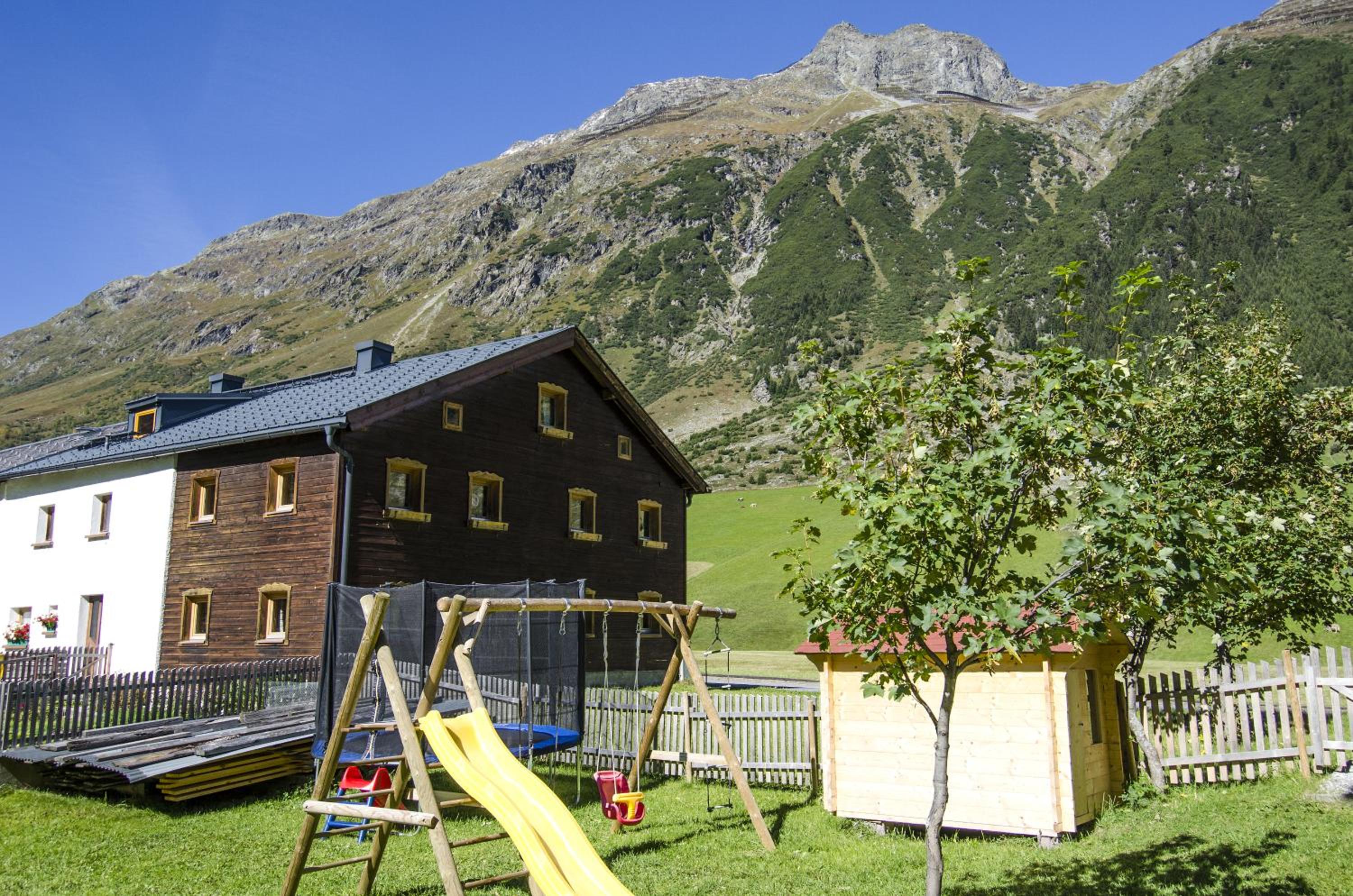 Photo 13