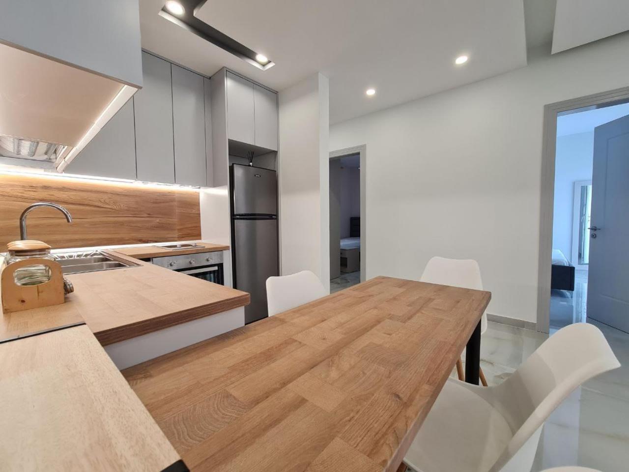 Alvi apartment